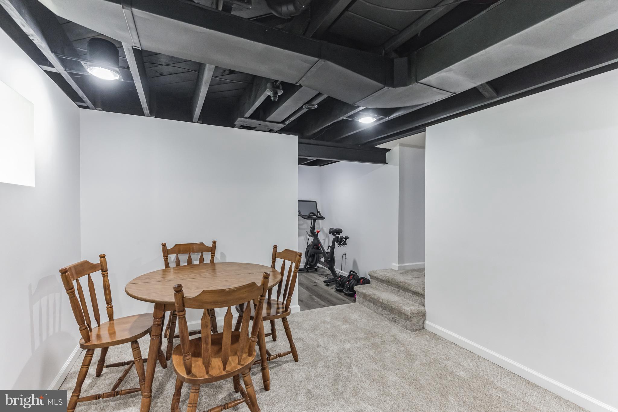 DARNALL MANOR - Residential