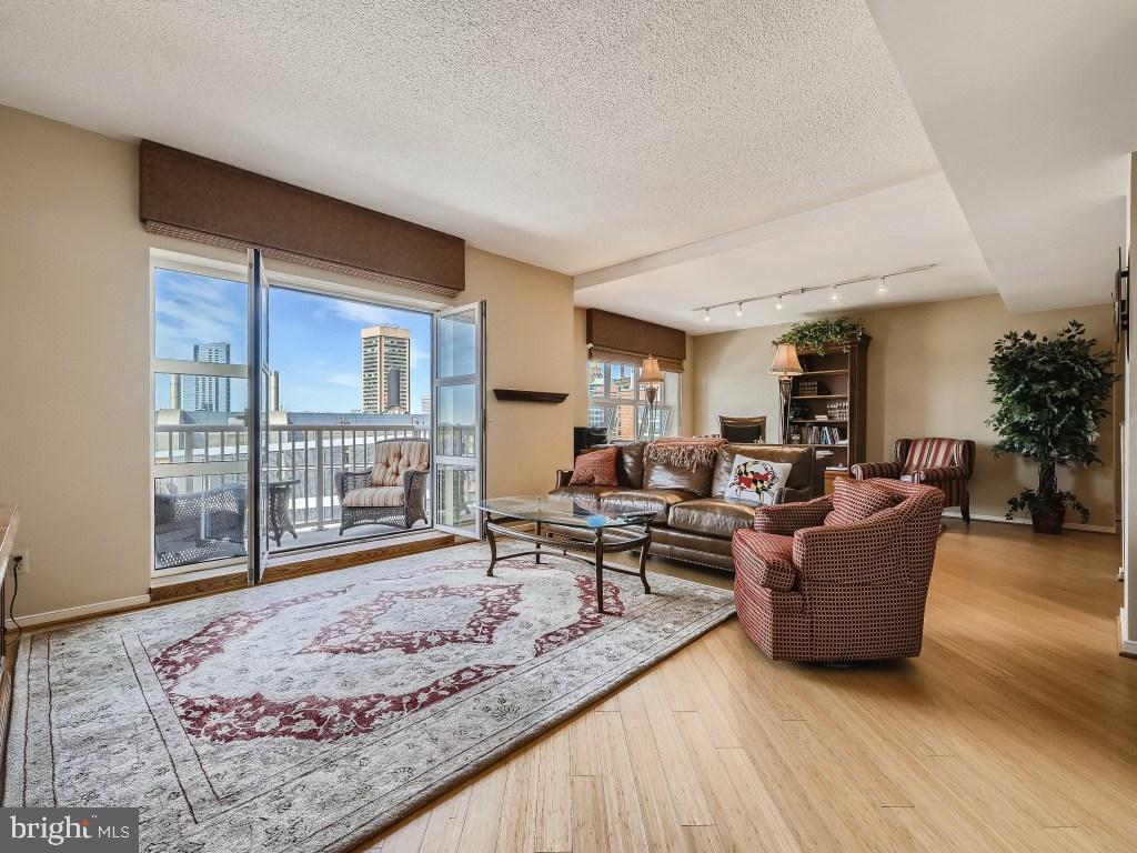 250 PRESIDENT STREET 806