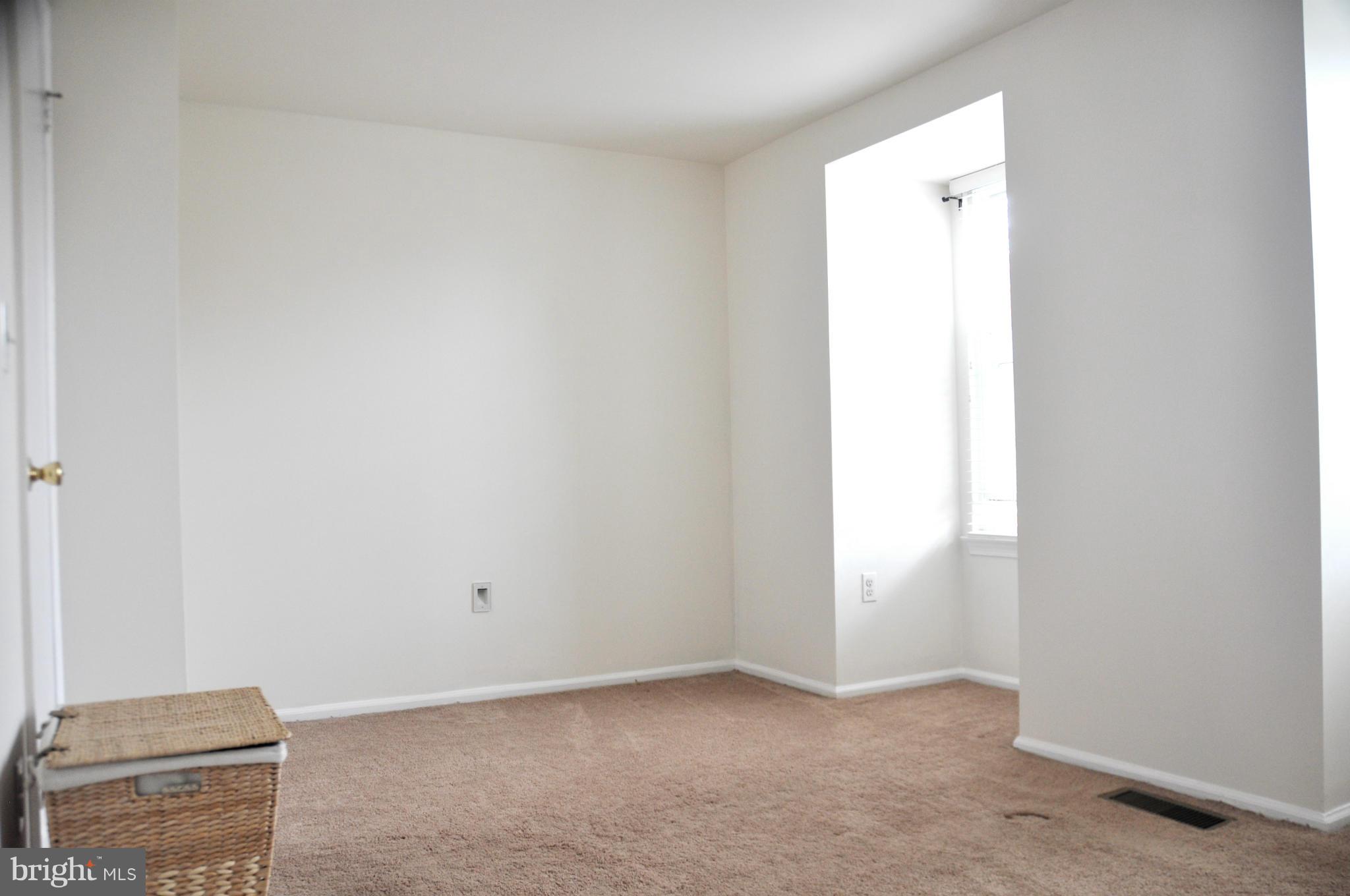 COUNTRYSIDE - Residential