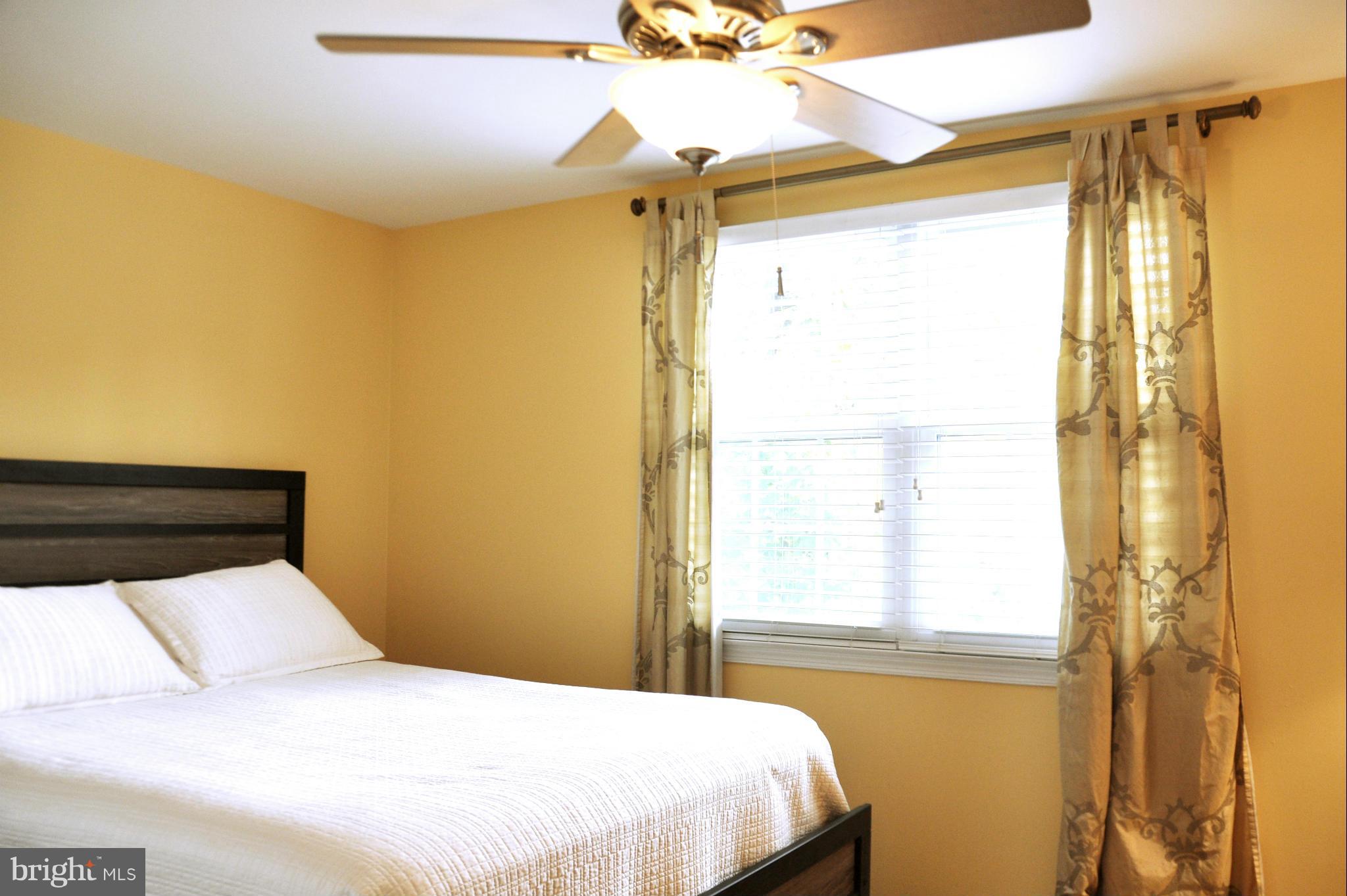 COUNTRYSIDE - Residential