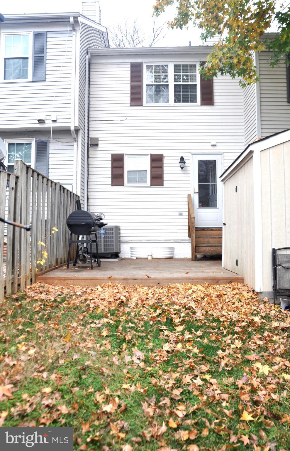 COUNTRYSIDE - Residential