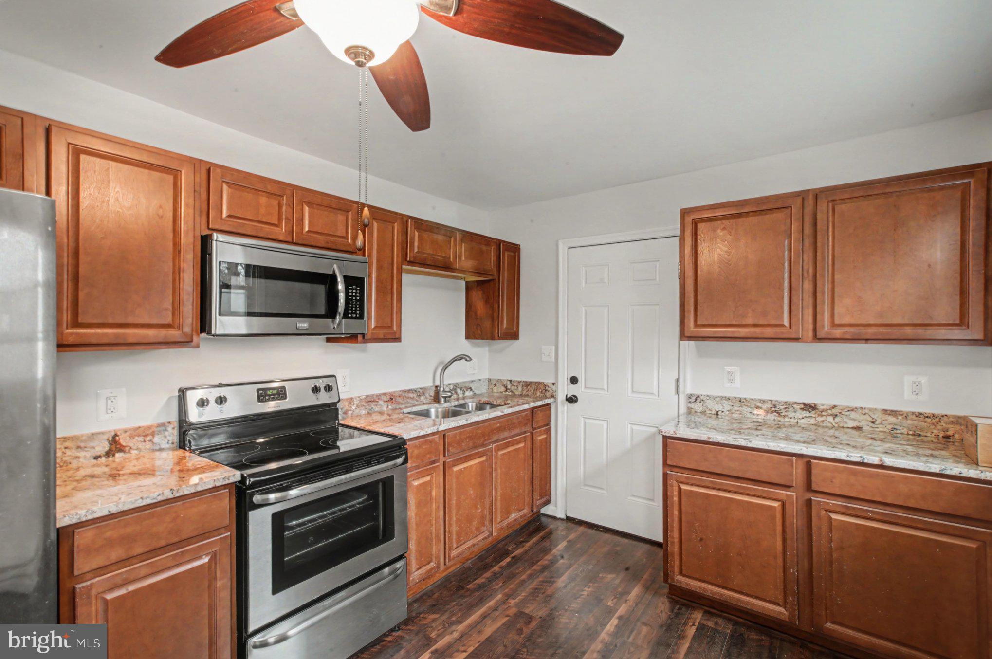 BLUFF POINT - Residential