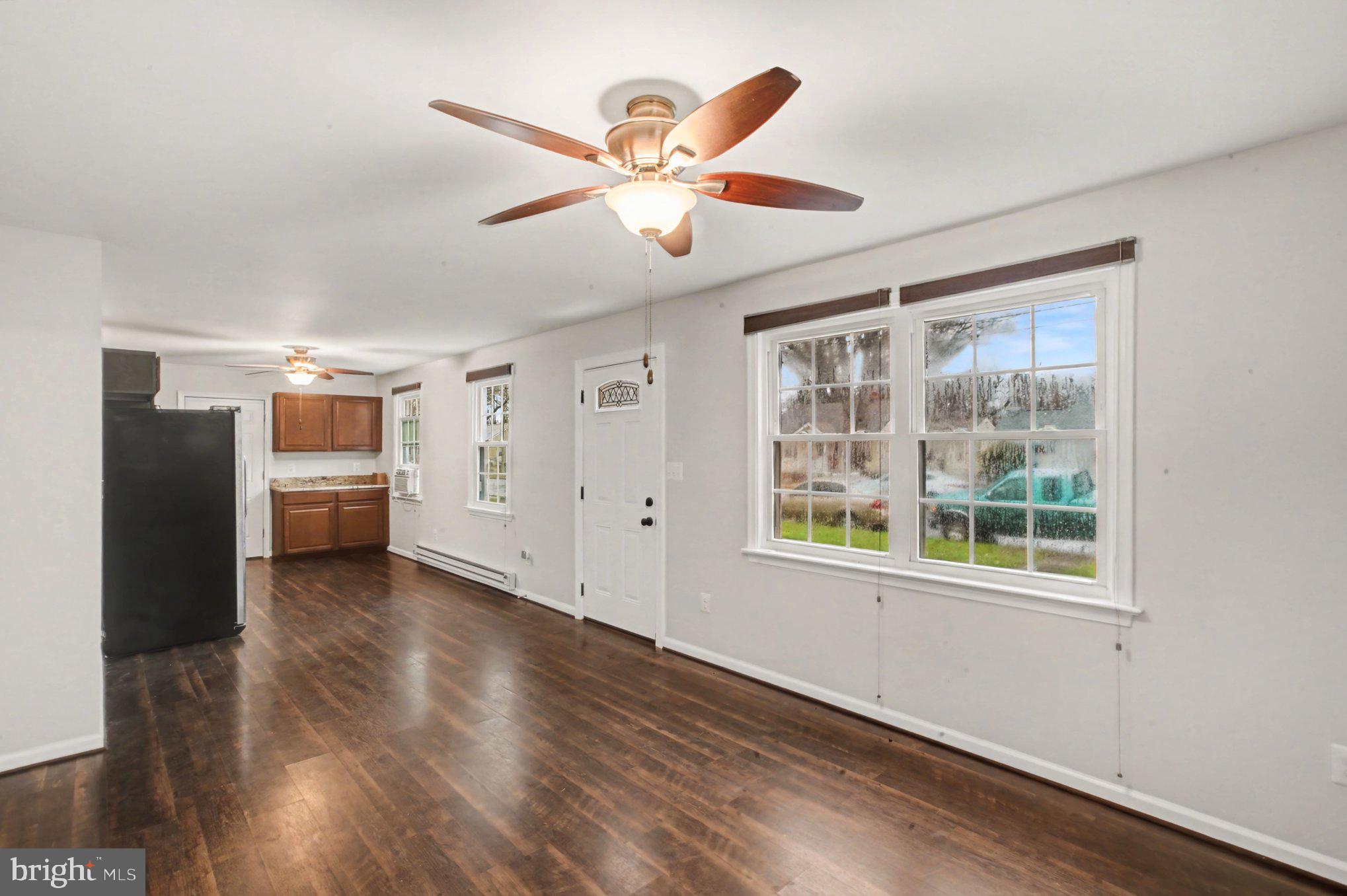 BLUFF POINT - Residential