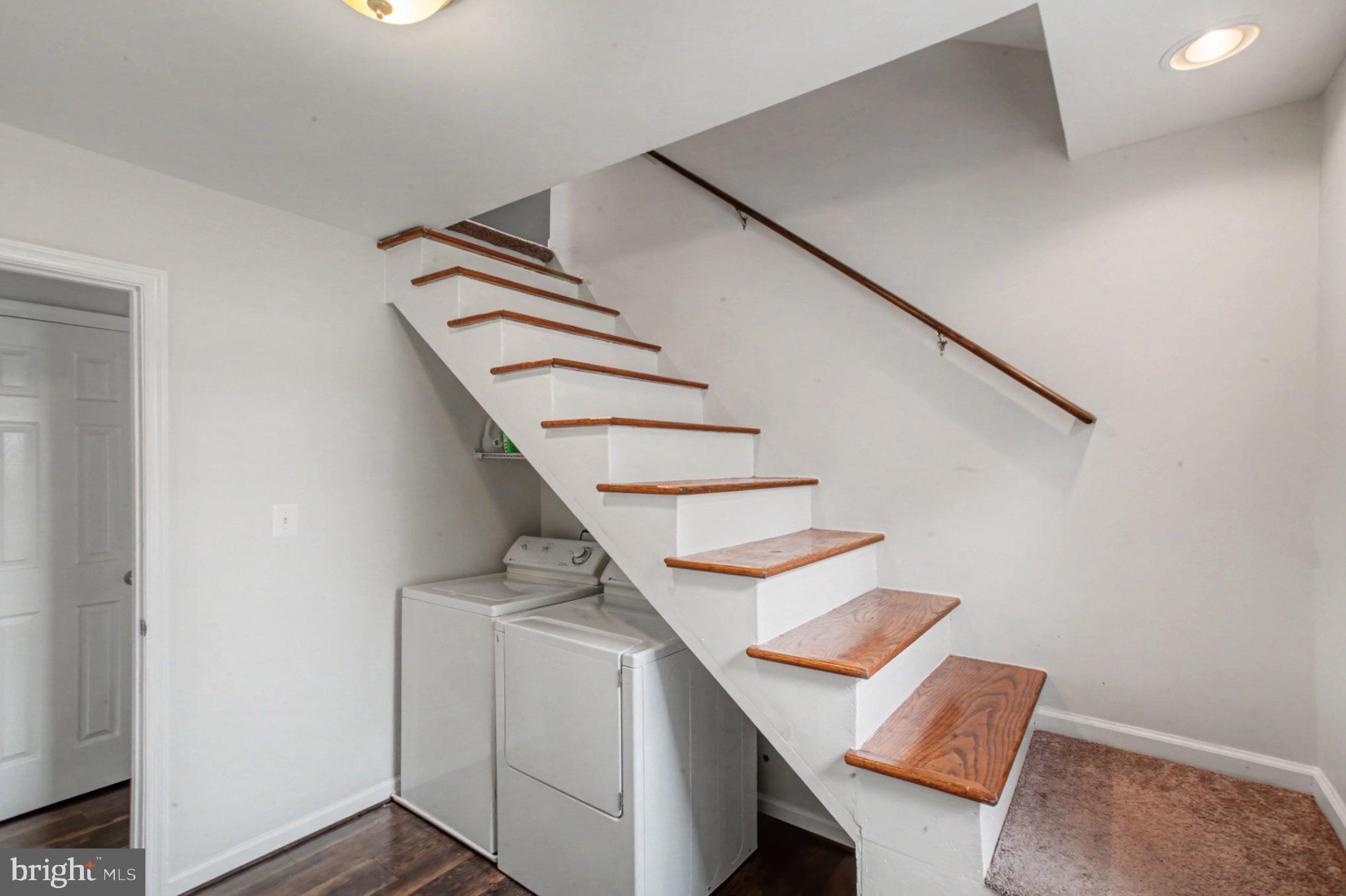 BLUFF POINT - Residential