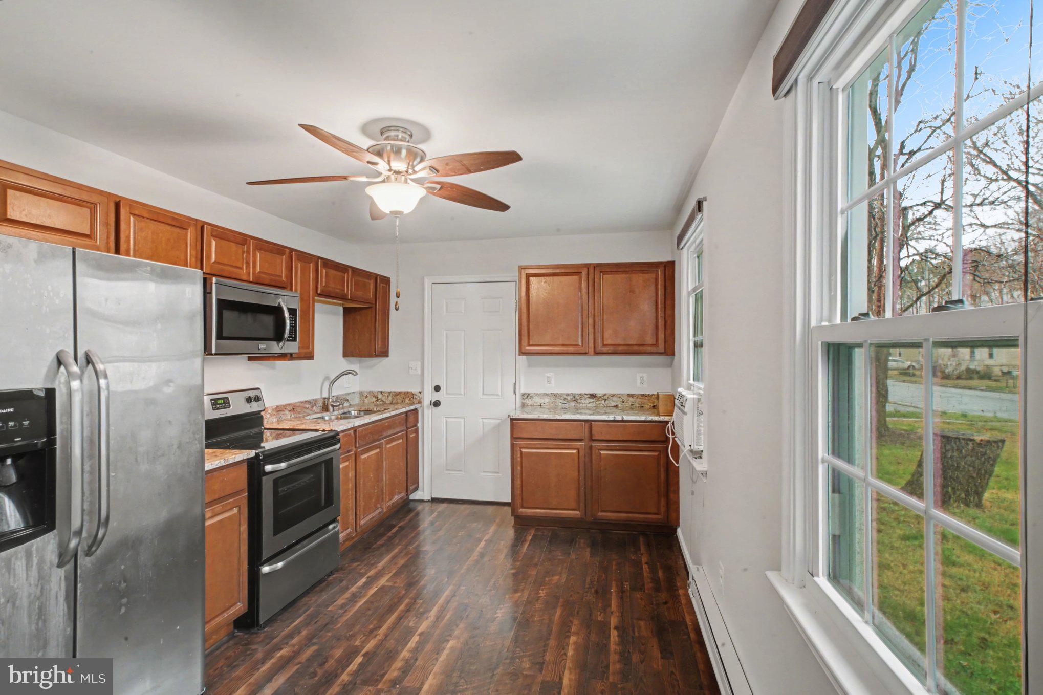 BLUFF POINT - Residential