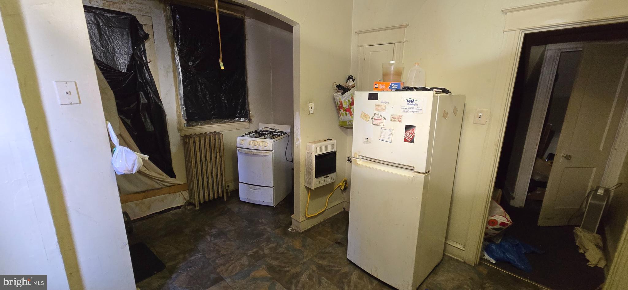 LOGAN - Commercial Sale