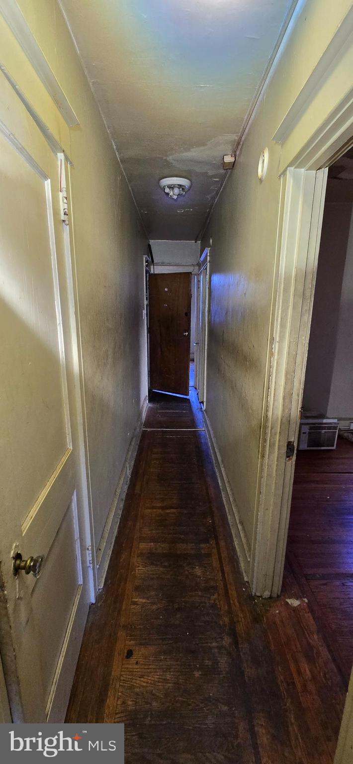 LOGAN - Commercial Sale