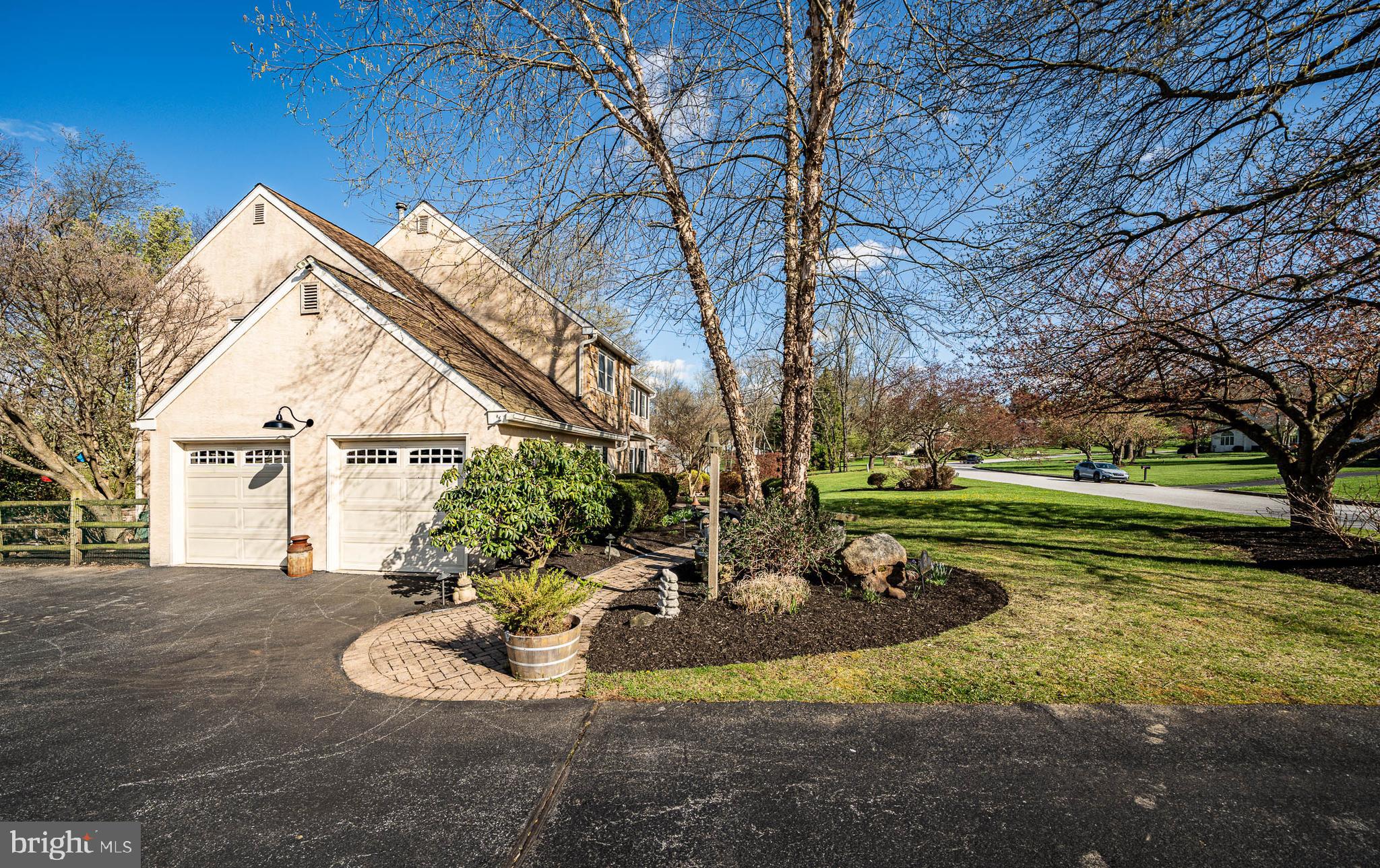 HERON HILL - Residential