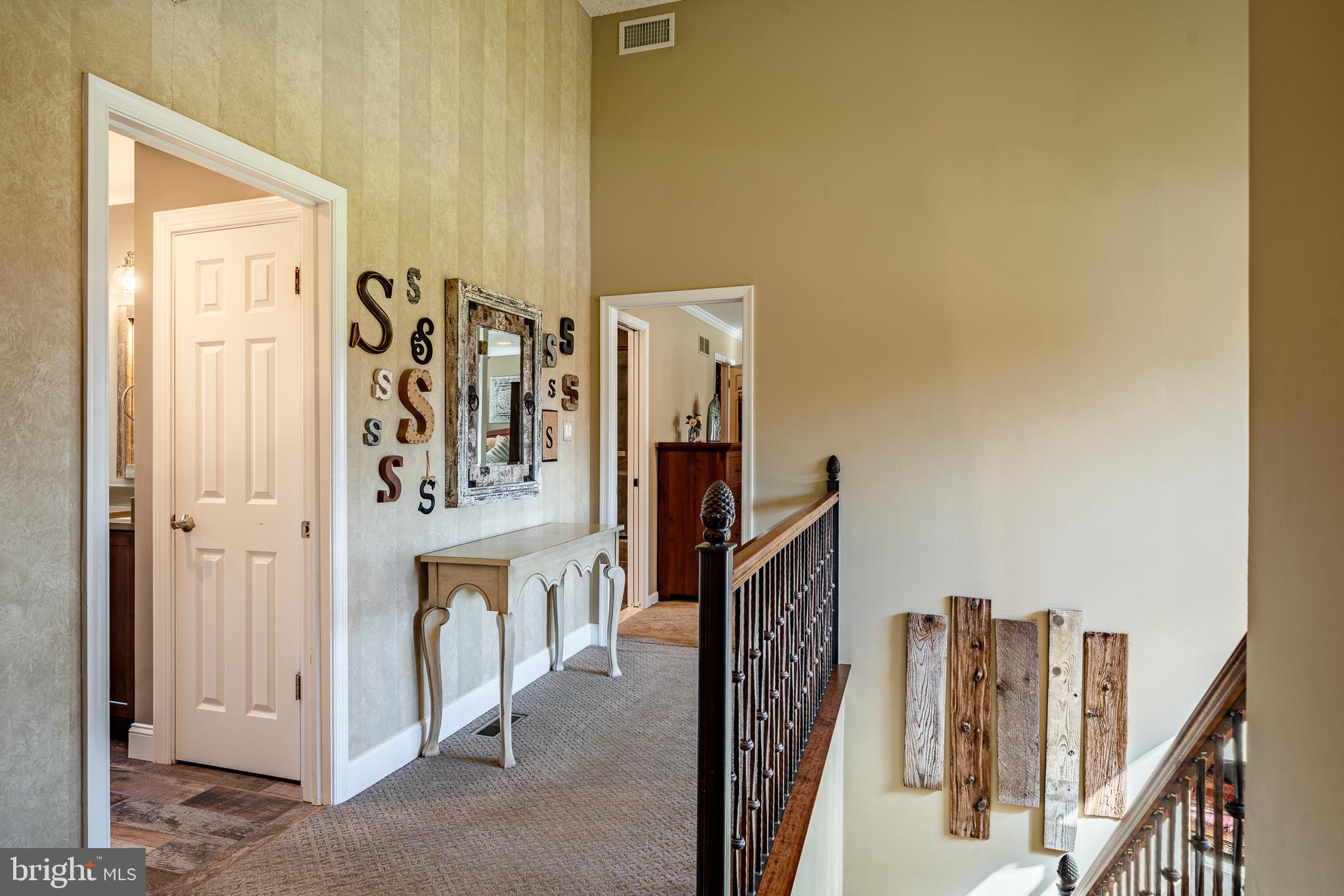 HERON HILL - Residential