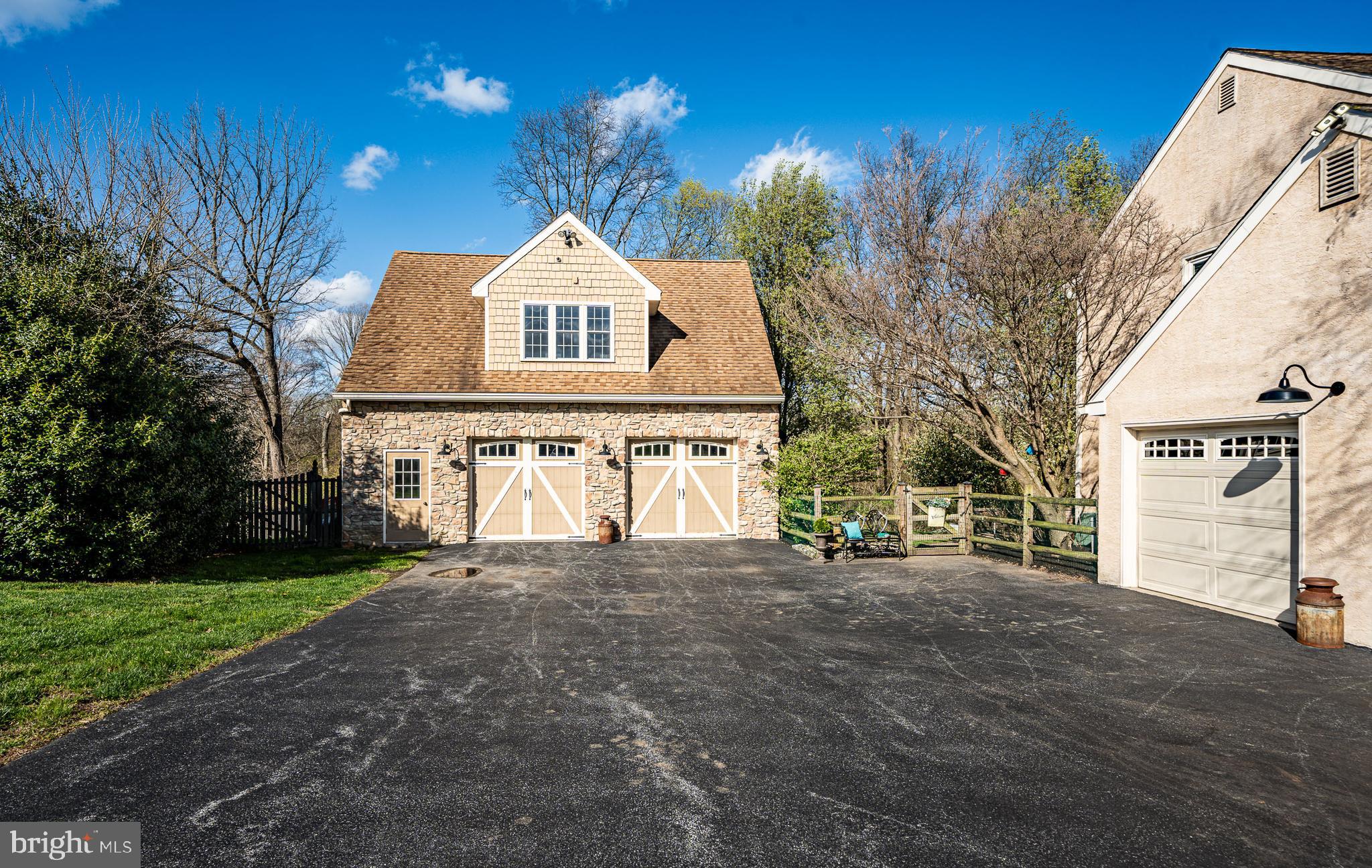 HERON HILL - Residential