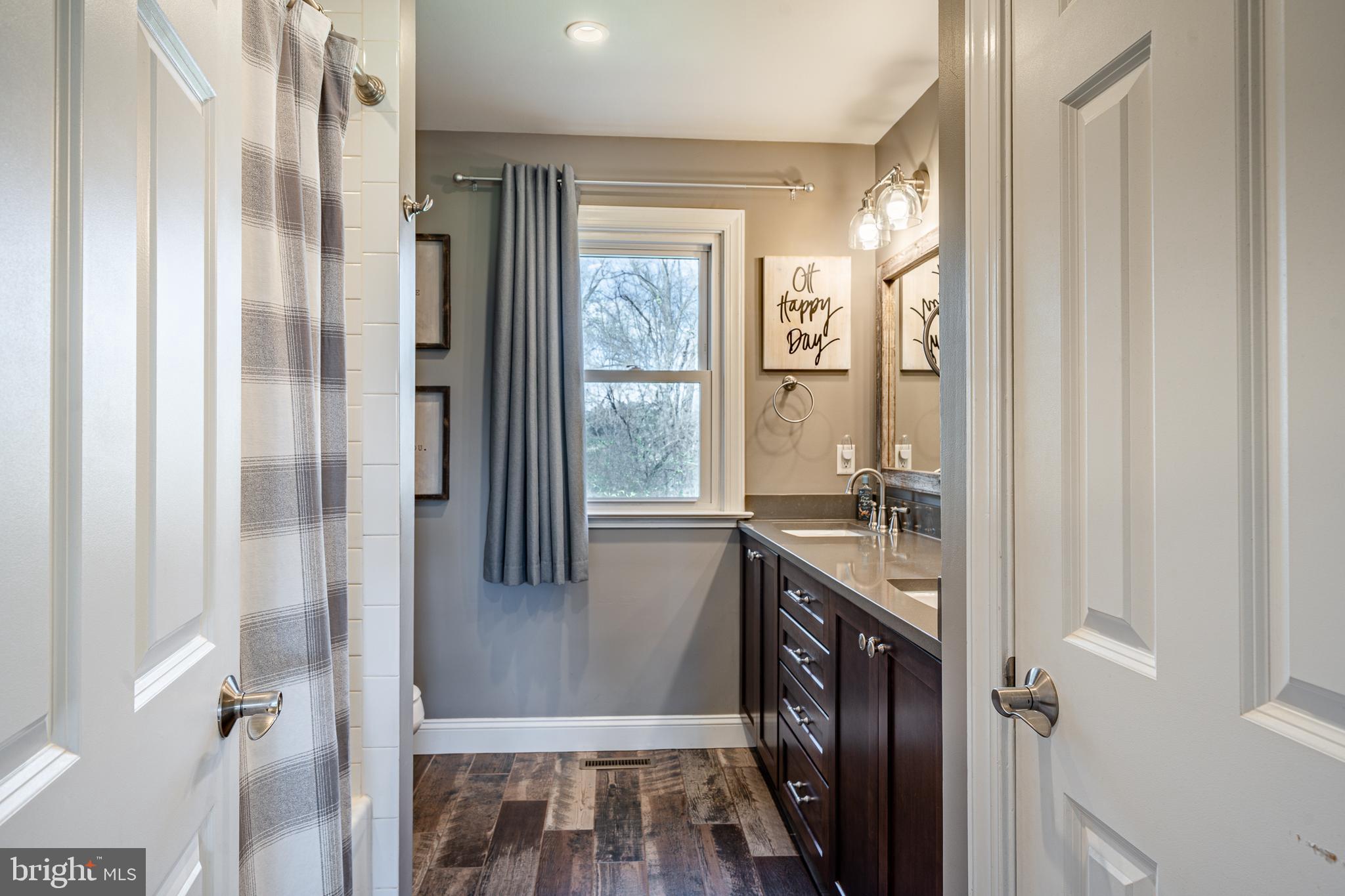 HERON HILL - Residential