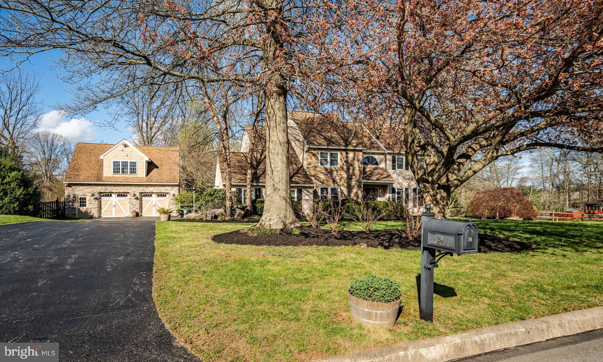 HERON HILL - Residential