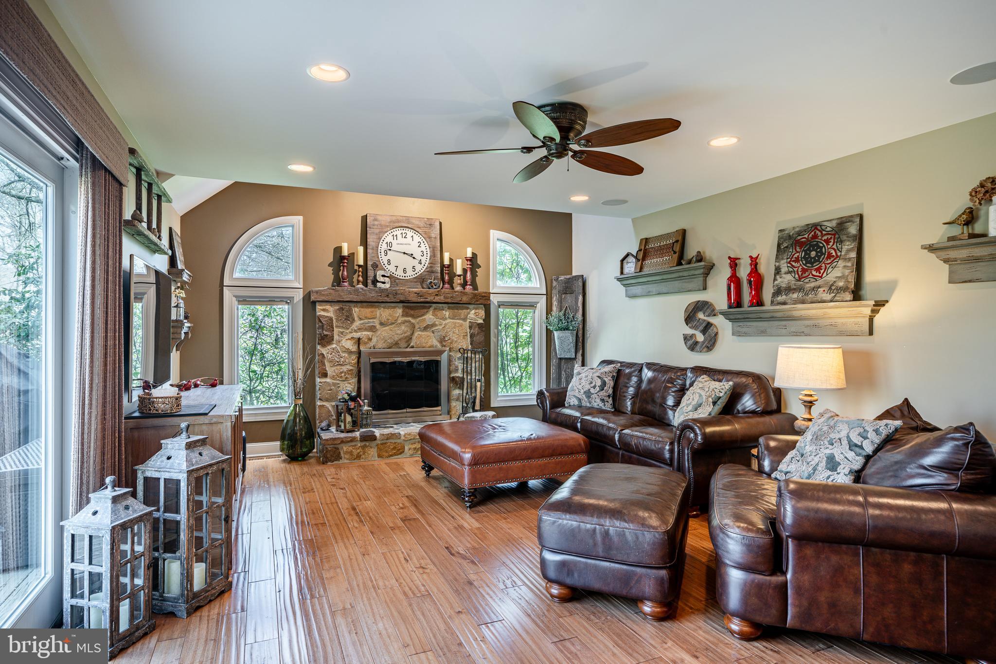 HERON HILL - Residential