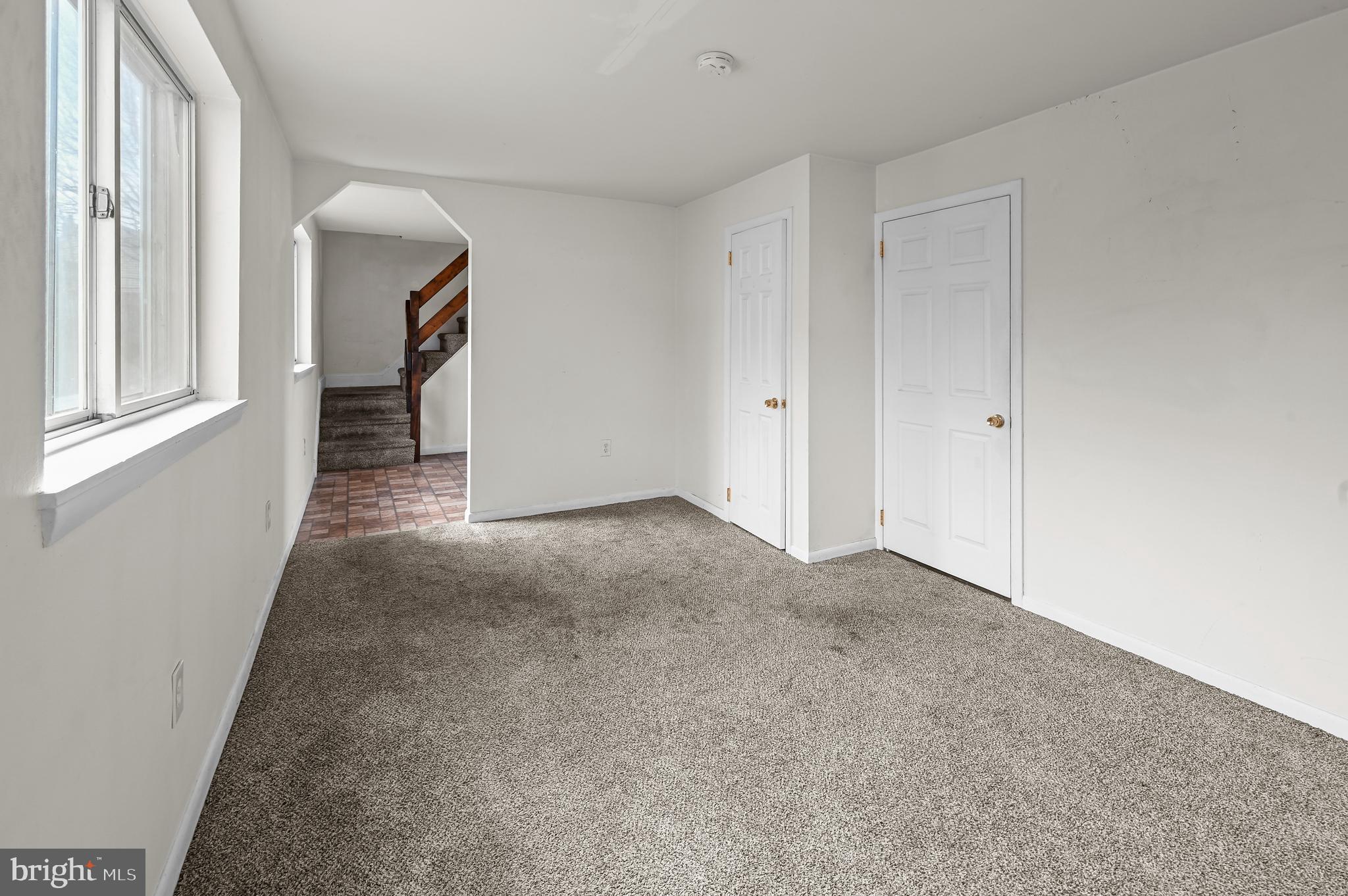 SPEEDWAY - Residential Income