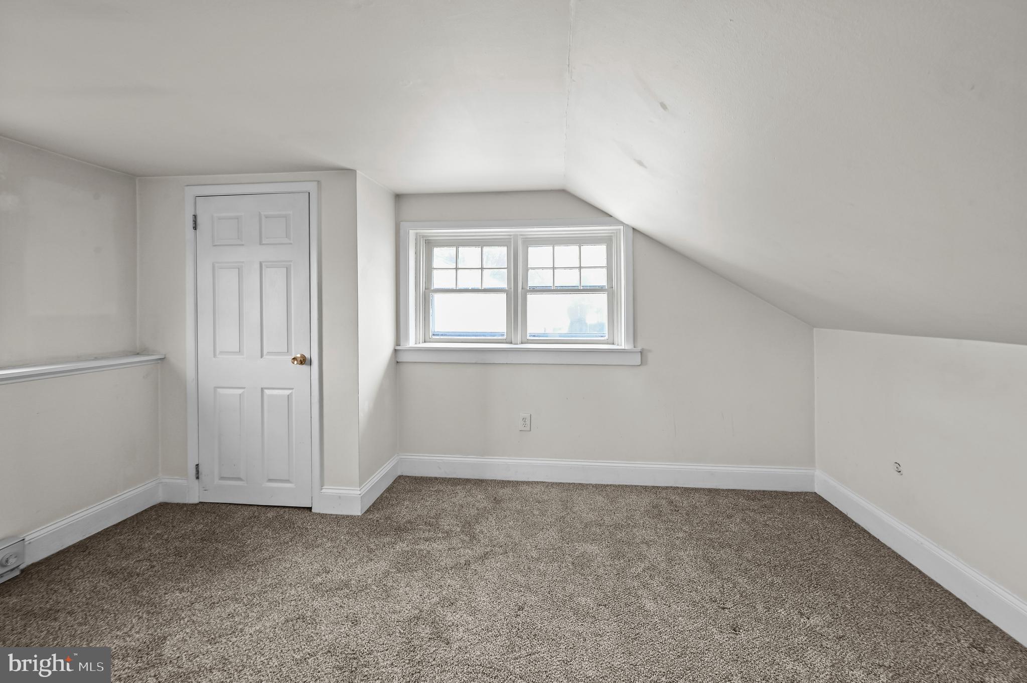 SPEEDWAY - Residential Income