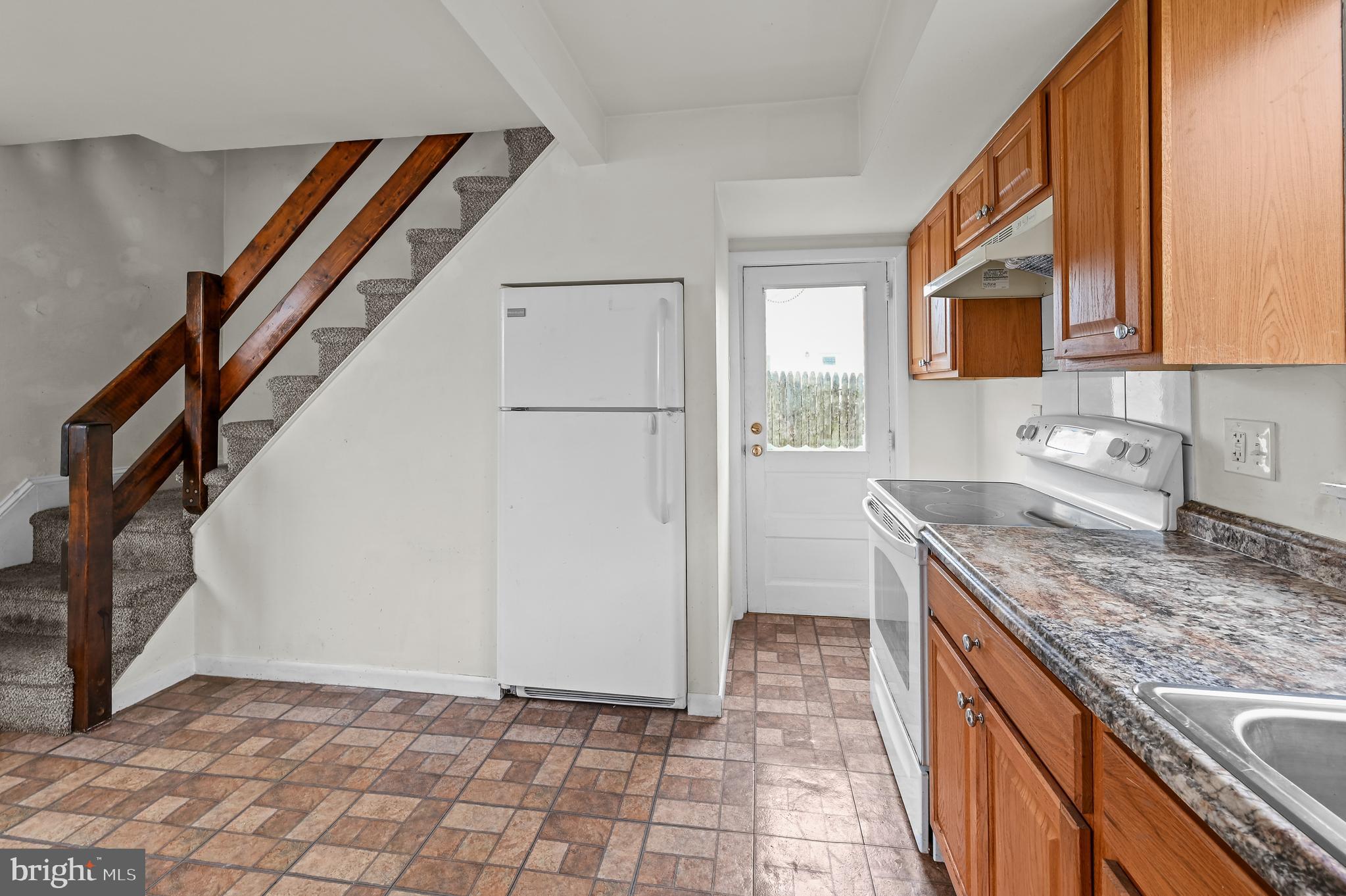 SPEEDWAY - Residential Income