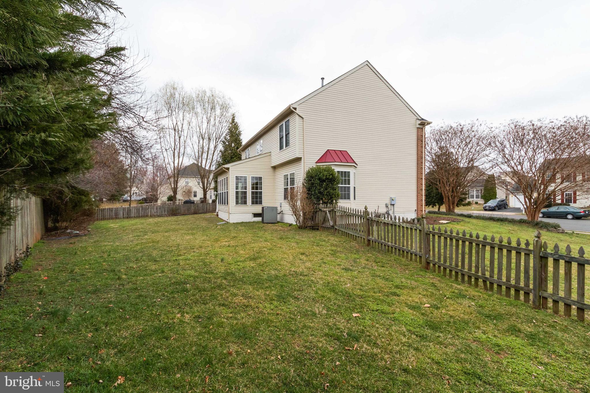 GREENHILL CROSSING - Residential