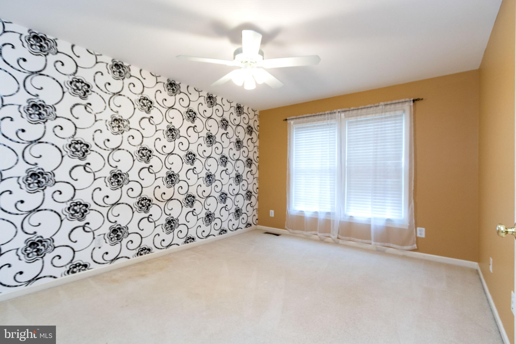 GREENHILL CROSSING - Residential