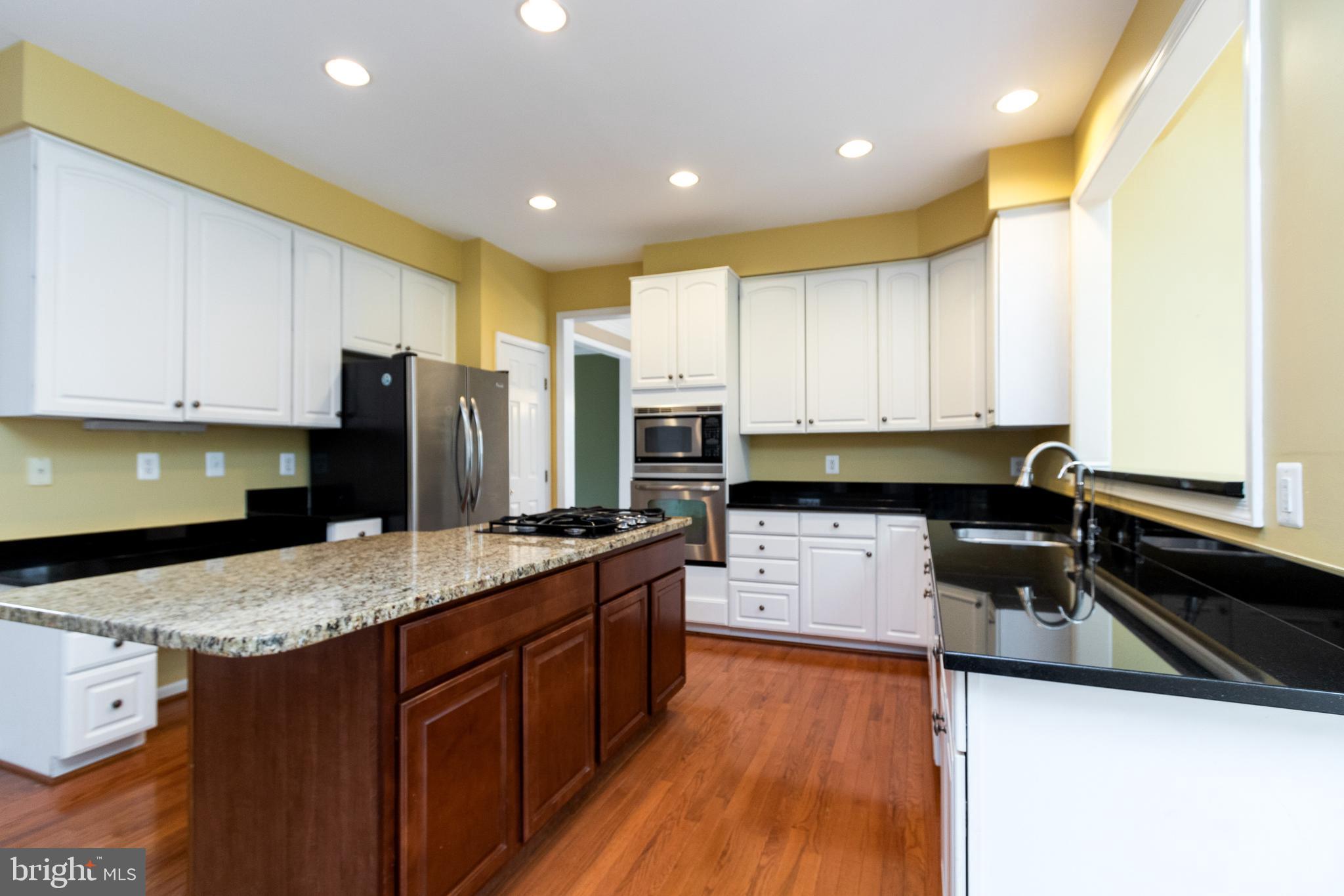 GREENHILL CROSSING - Residential