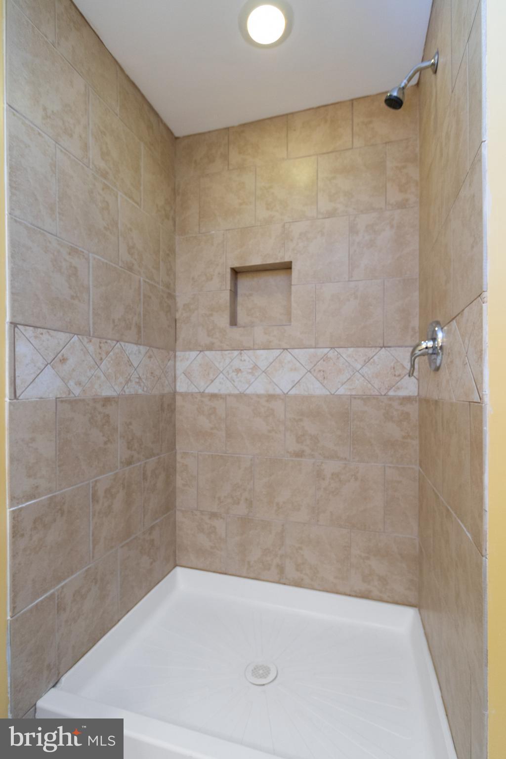 GREENHILL CROSSING - Residential