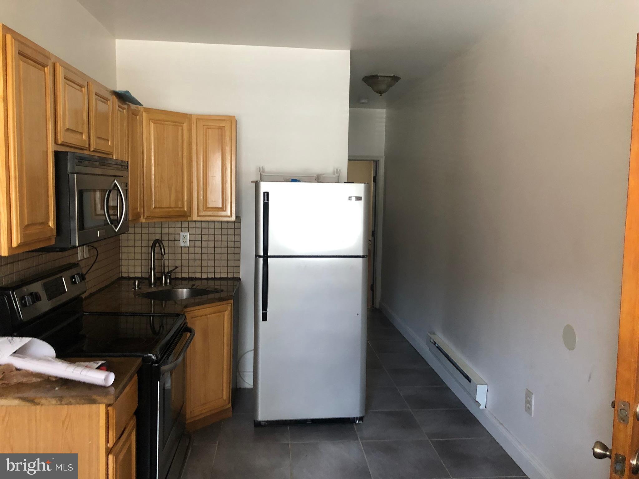 POINT BREEZE - Residential Lease