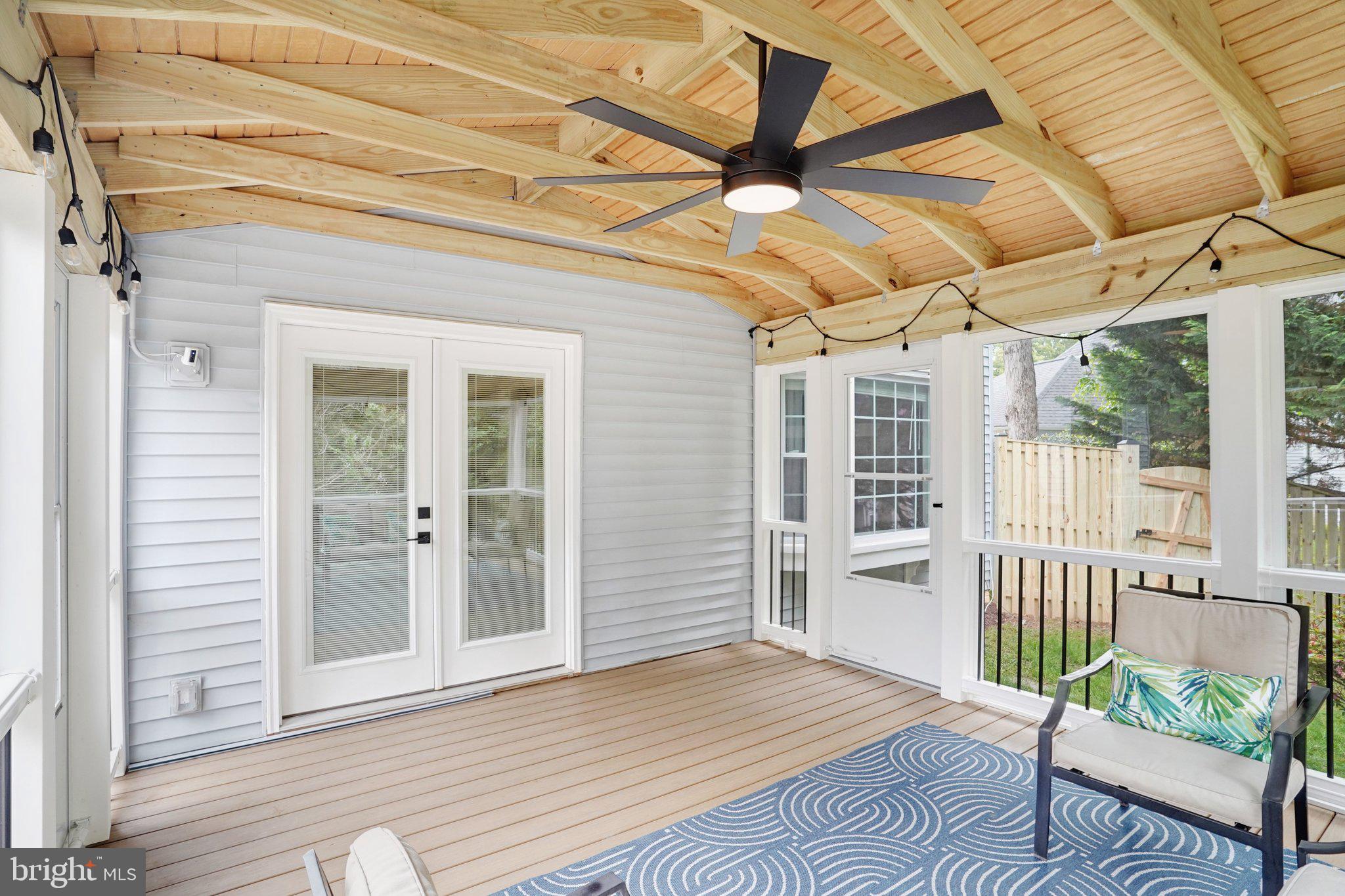LAKEWOOD HILLS - Residential