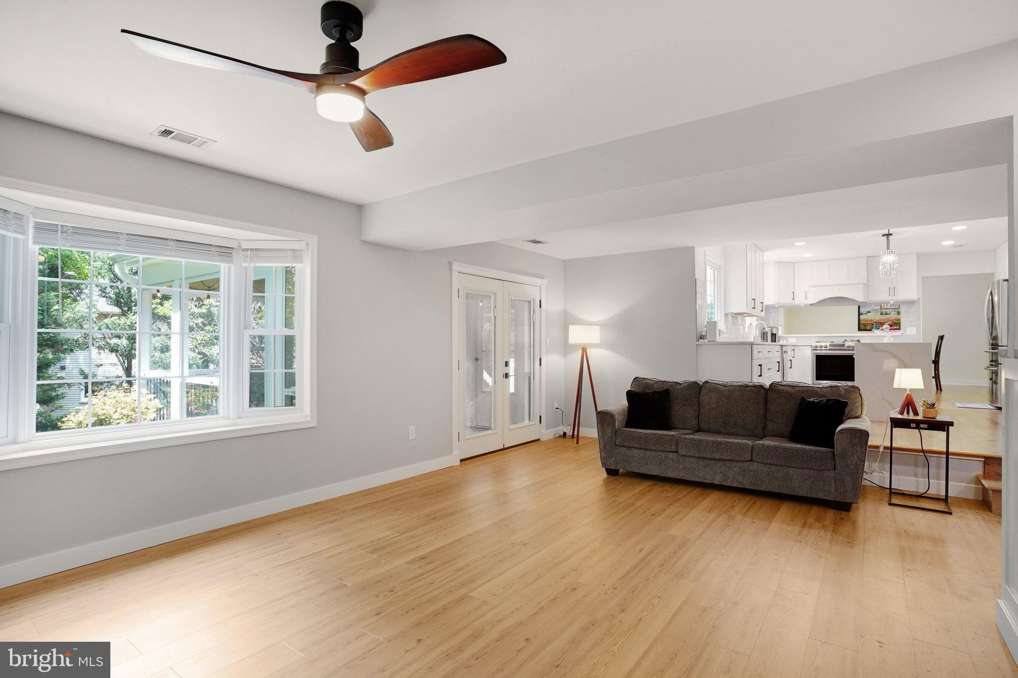 LAKEWOOD HILLS - Residential