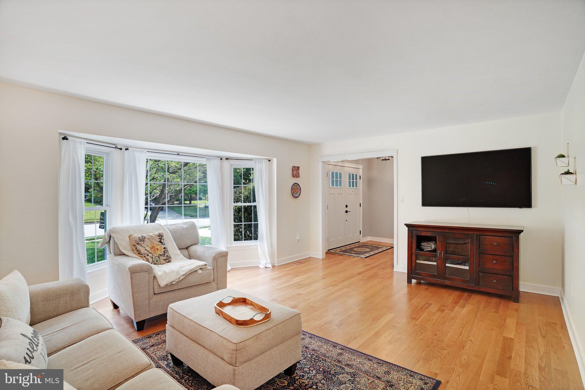 LAKEWOOD HILLS - Residential