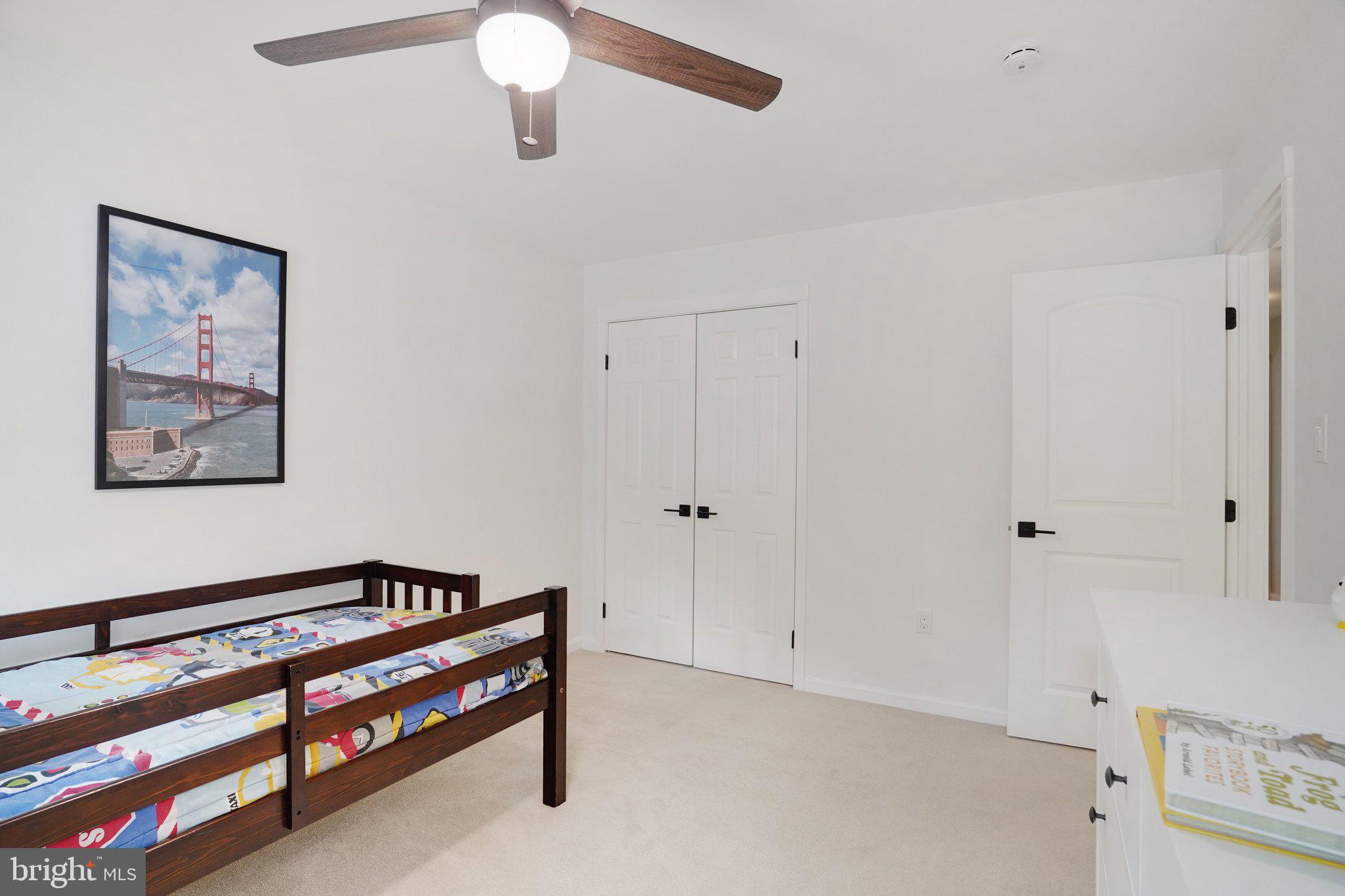 LAKEWOOD HILLS - Residential