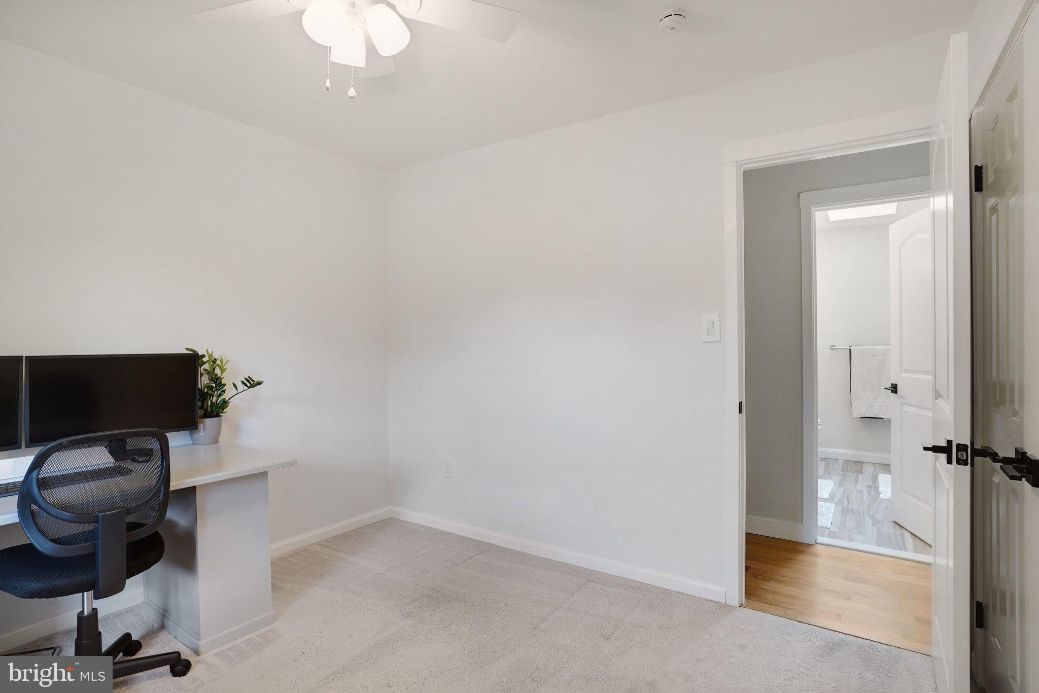 LAKEWOOD HILLS - Residential