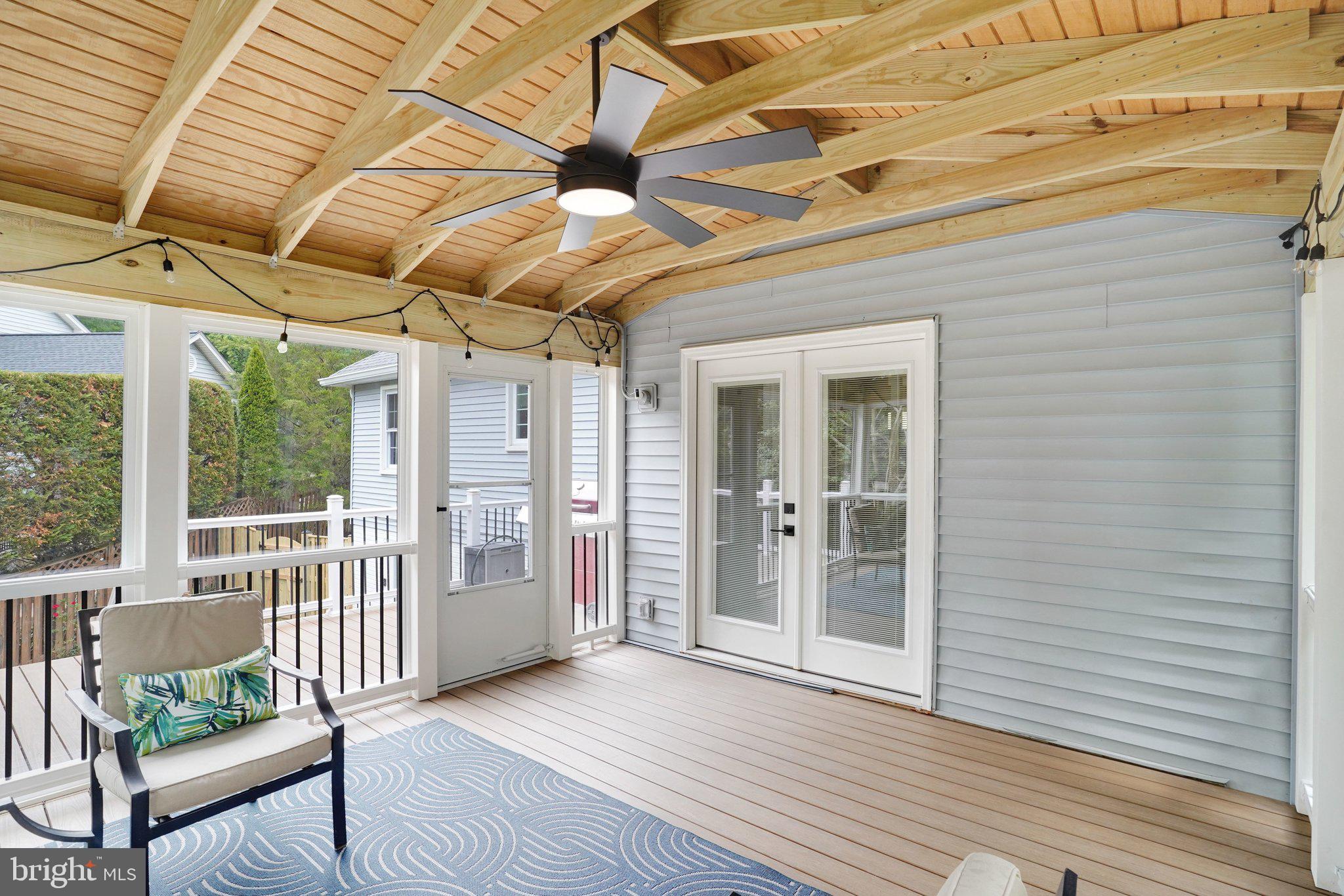 LAKEWOOD HILLS - Residential