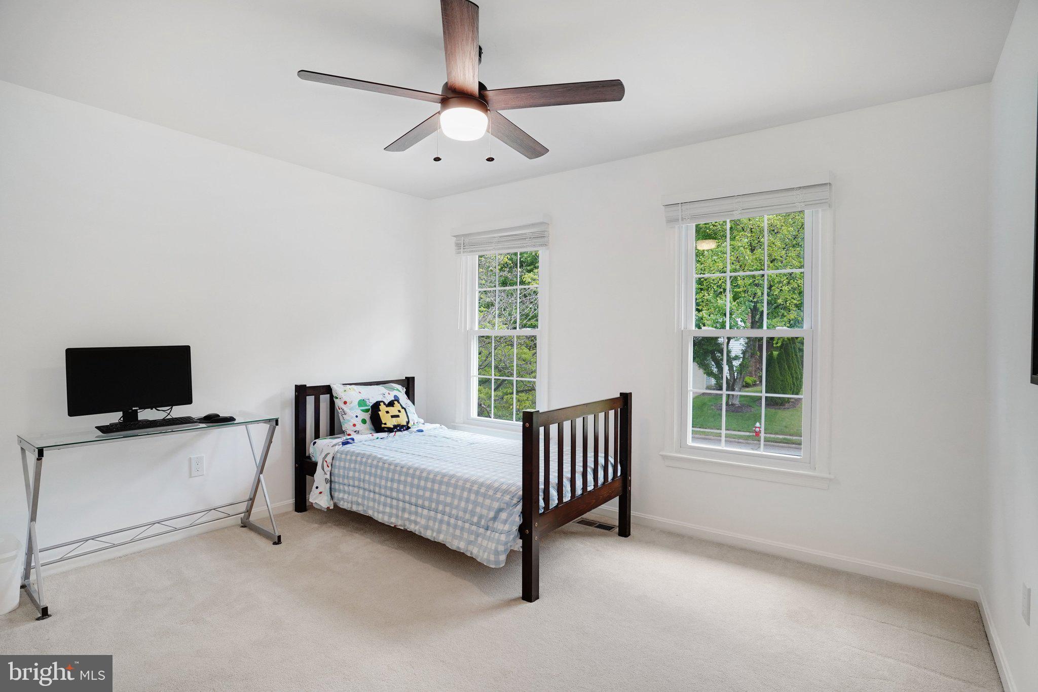 LAKEWOOD HILLS - Residential