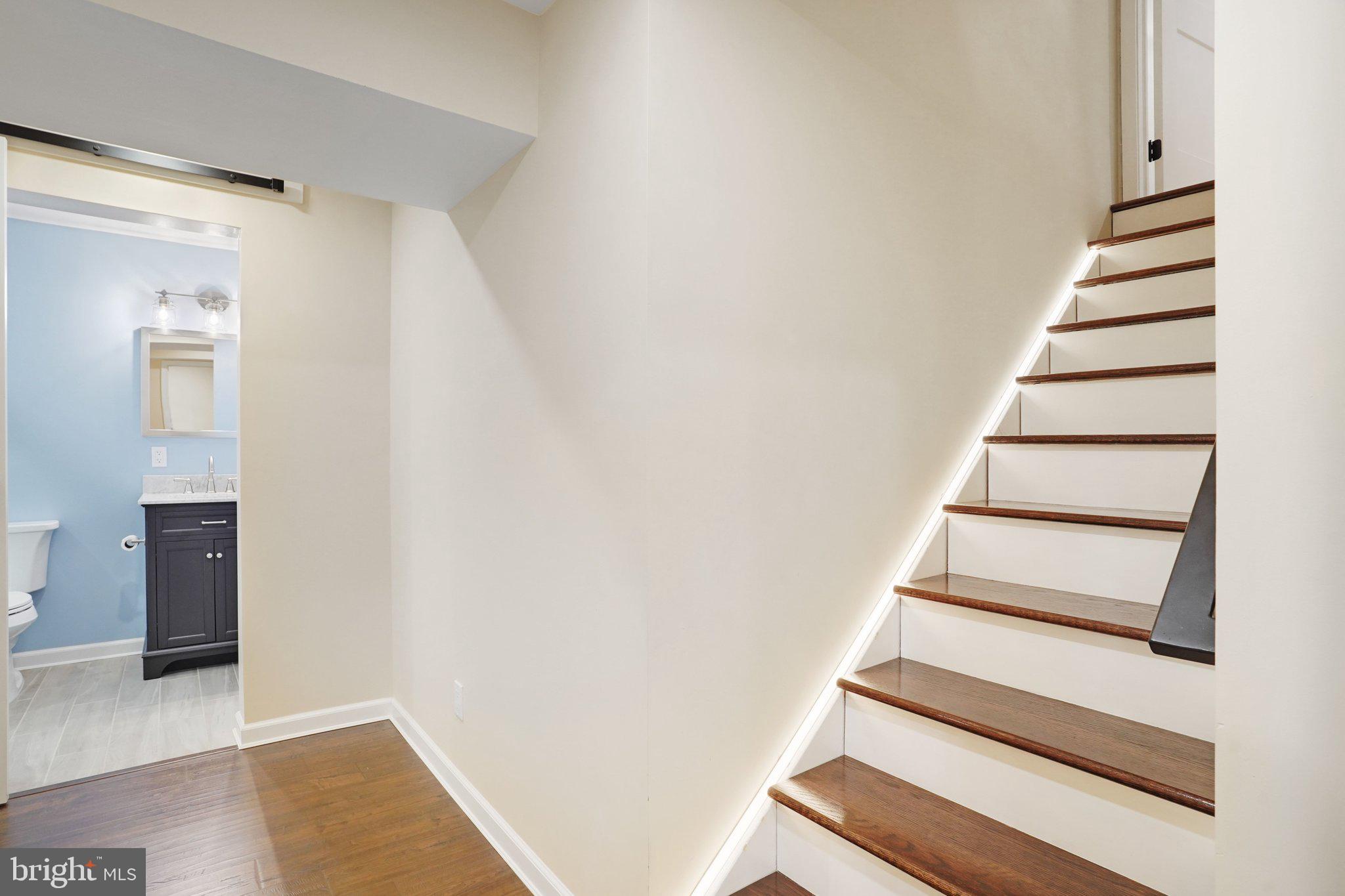 LAKEWOOD HILLS - Residential