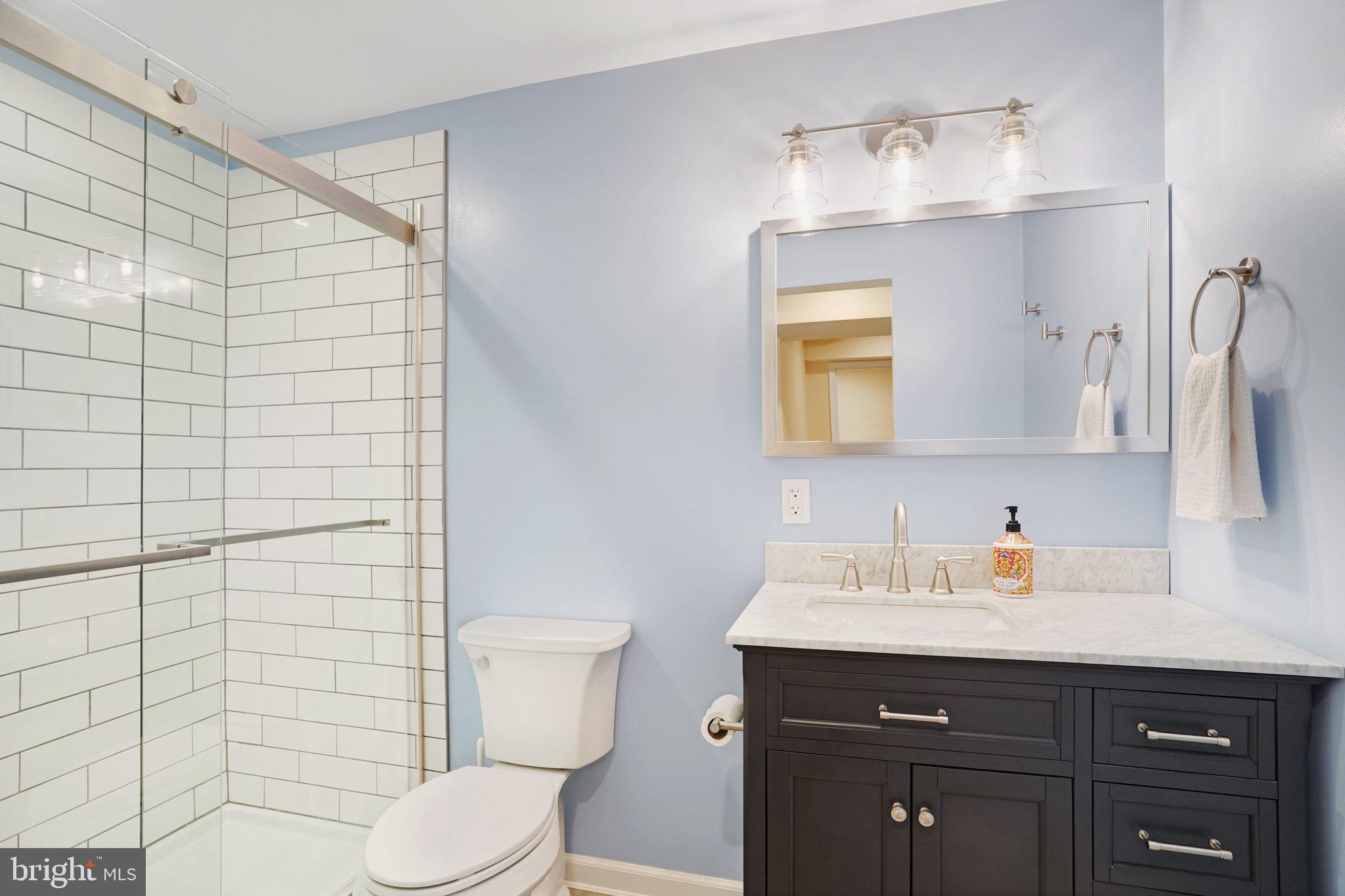 LAKEWOOD HILLS - Residential