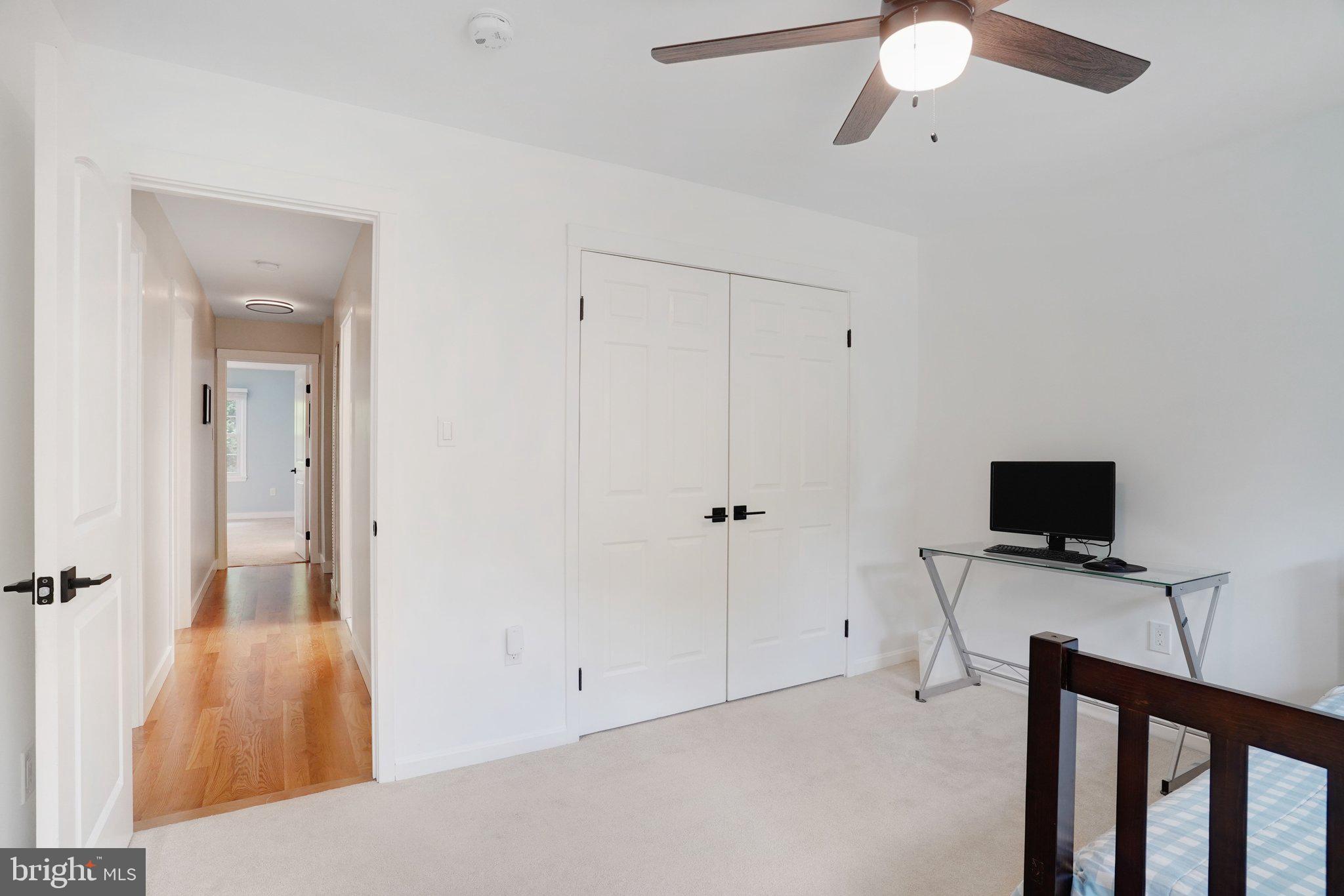 LAKEWOOD HILLS - Residential