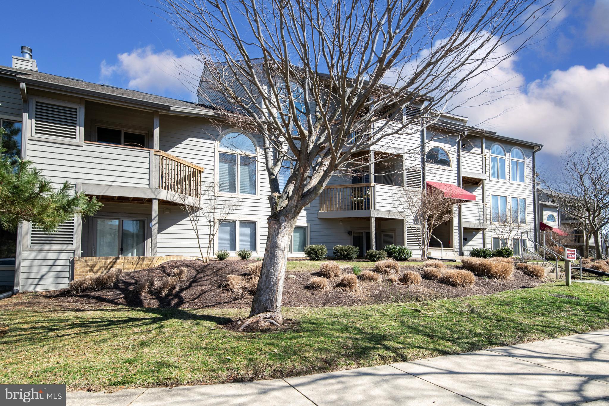 2131 BEACH VILLAGE COURT 202