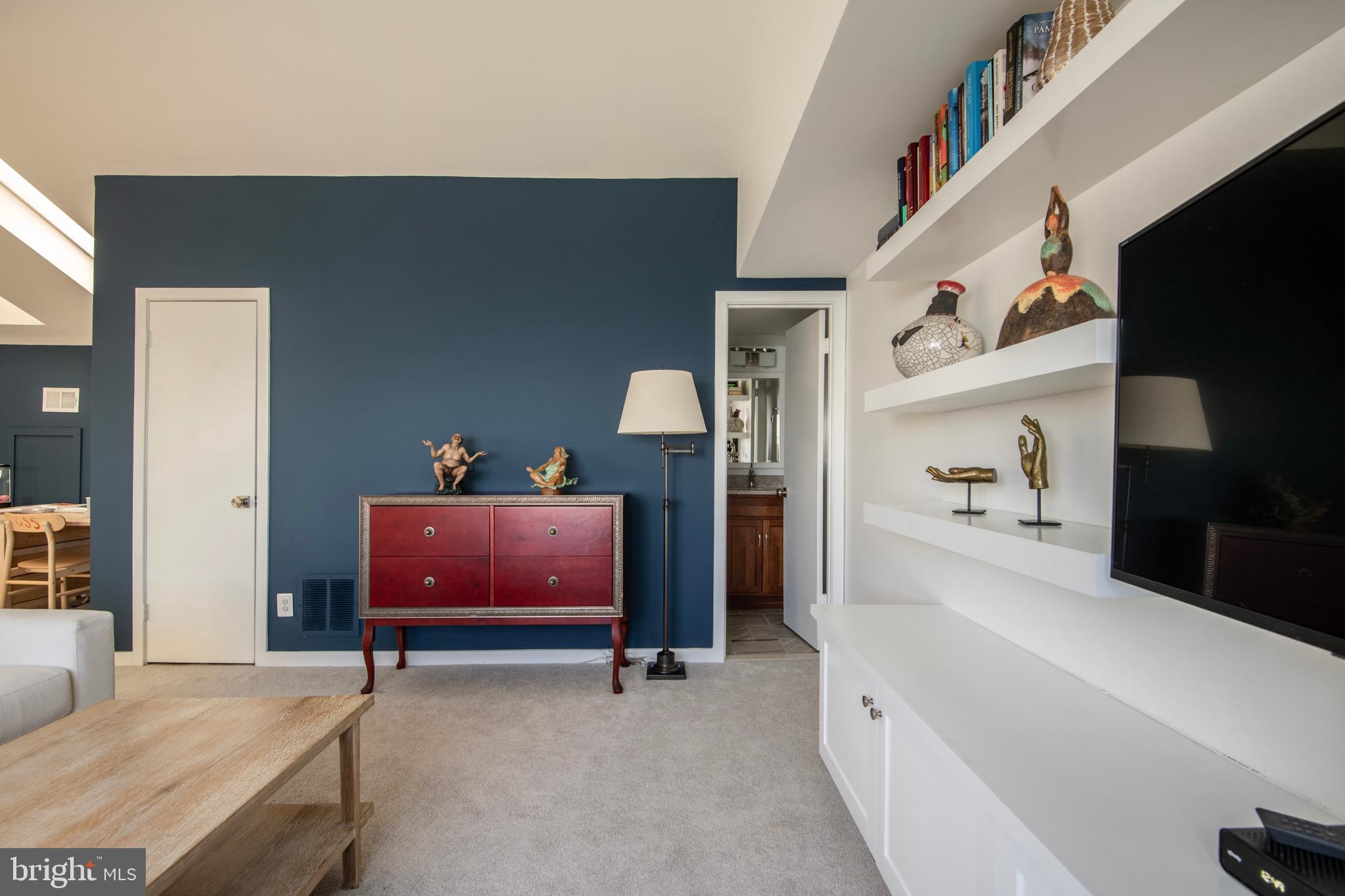 CHESAPEAKE HARBOUR - Residential