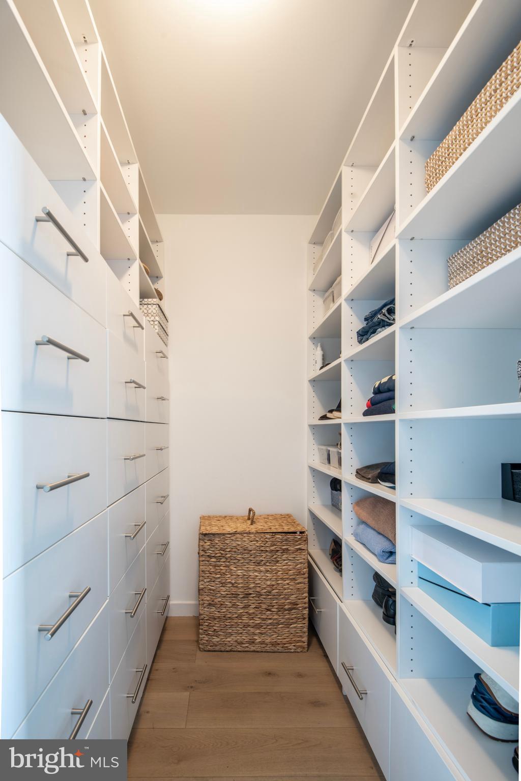 CHESAPEAKE HARBOUR - Residential