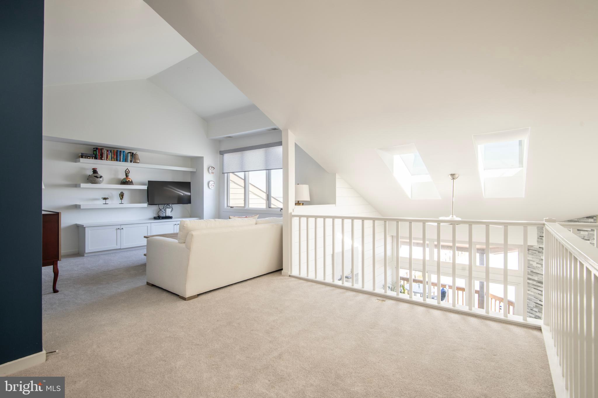 CHESAPEAKE HARBOUR - Residential