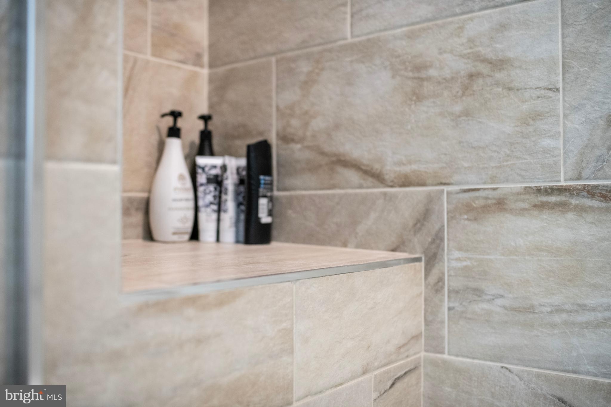 CHESAPEAKE HARBOUR - Residential