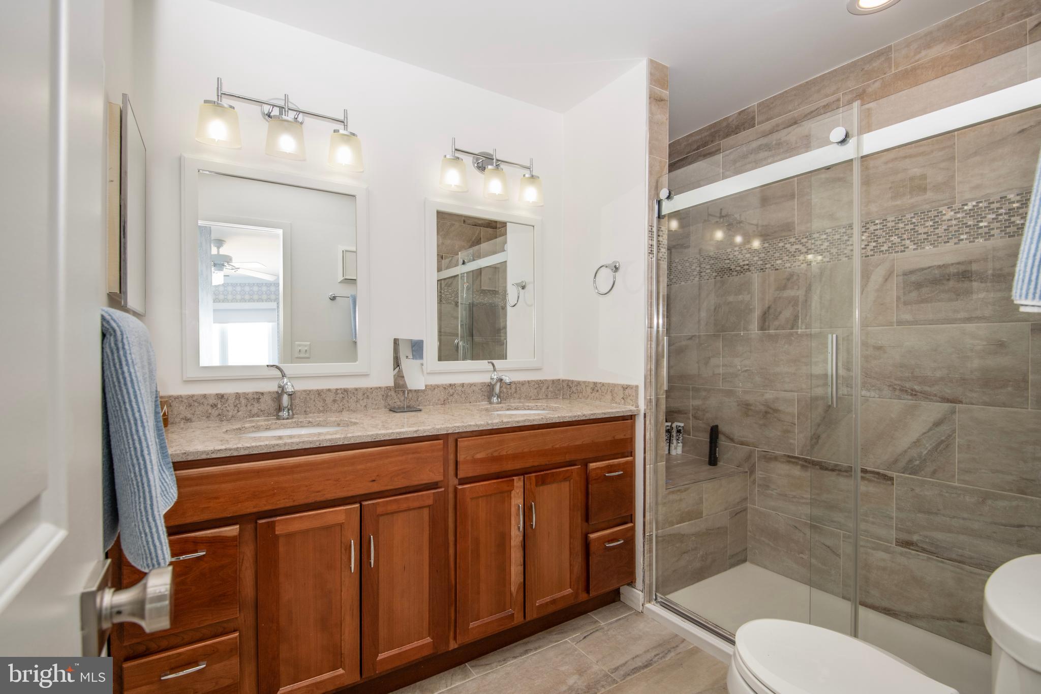 CHESAPEAKE HARBOUR - Residential