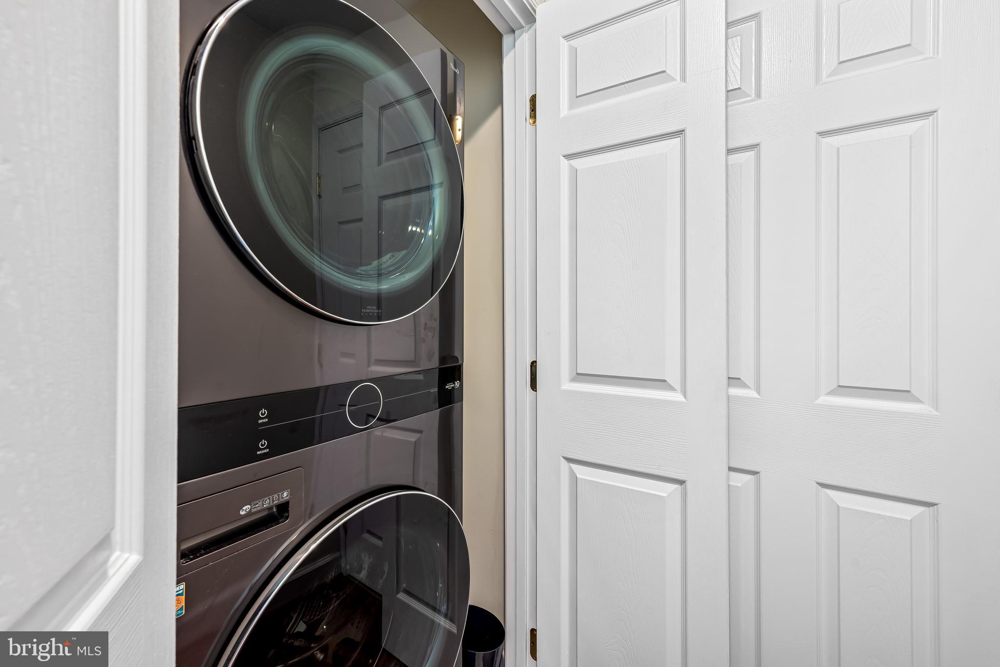 MOUNT WASHINGTON - Residential