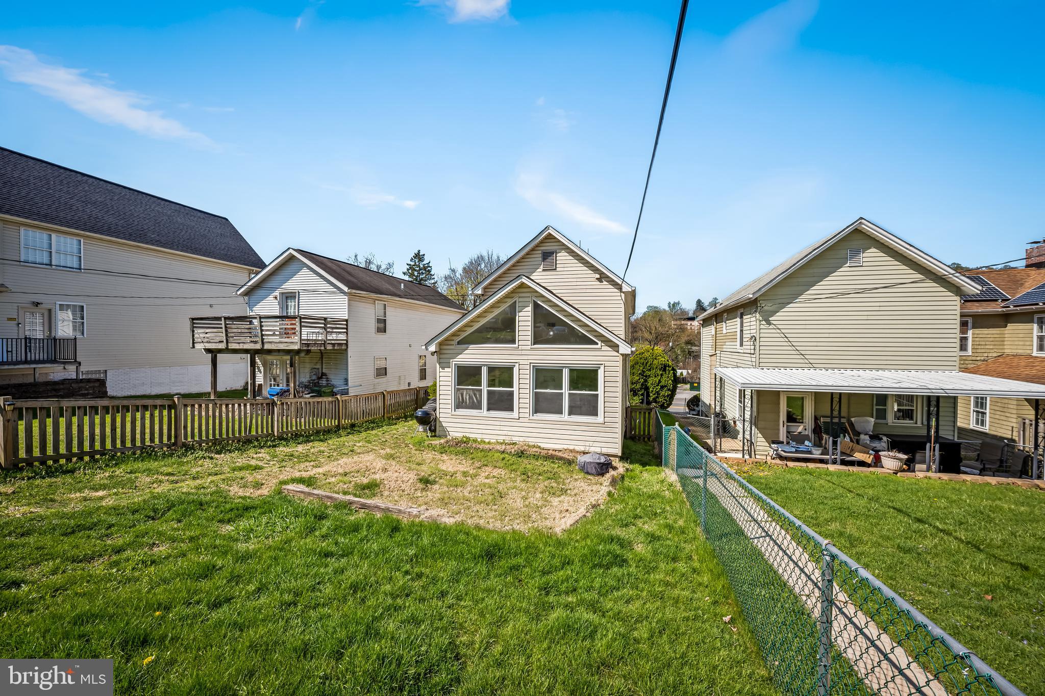 MOUNT WASHINGTON - Residential