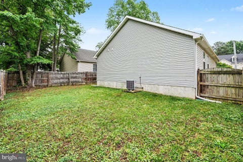 Tiny photo for 243 5th St, COLONIAL BEACH, VA 22443 (MLS # VAWE2011366)