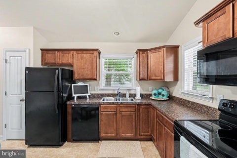 Tiny photo for 243 5th St, COLONIAL BEACH, VA 22443 (MLS # VAWE2011366)
