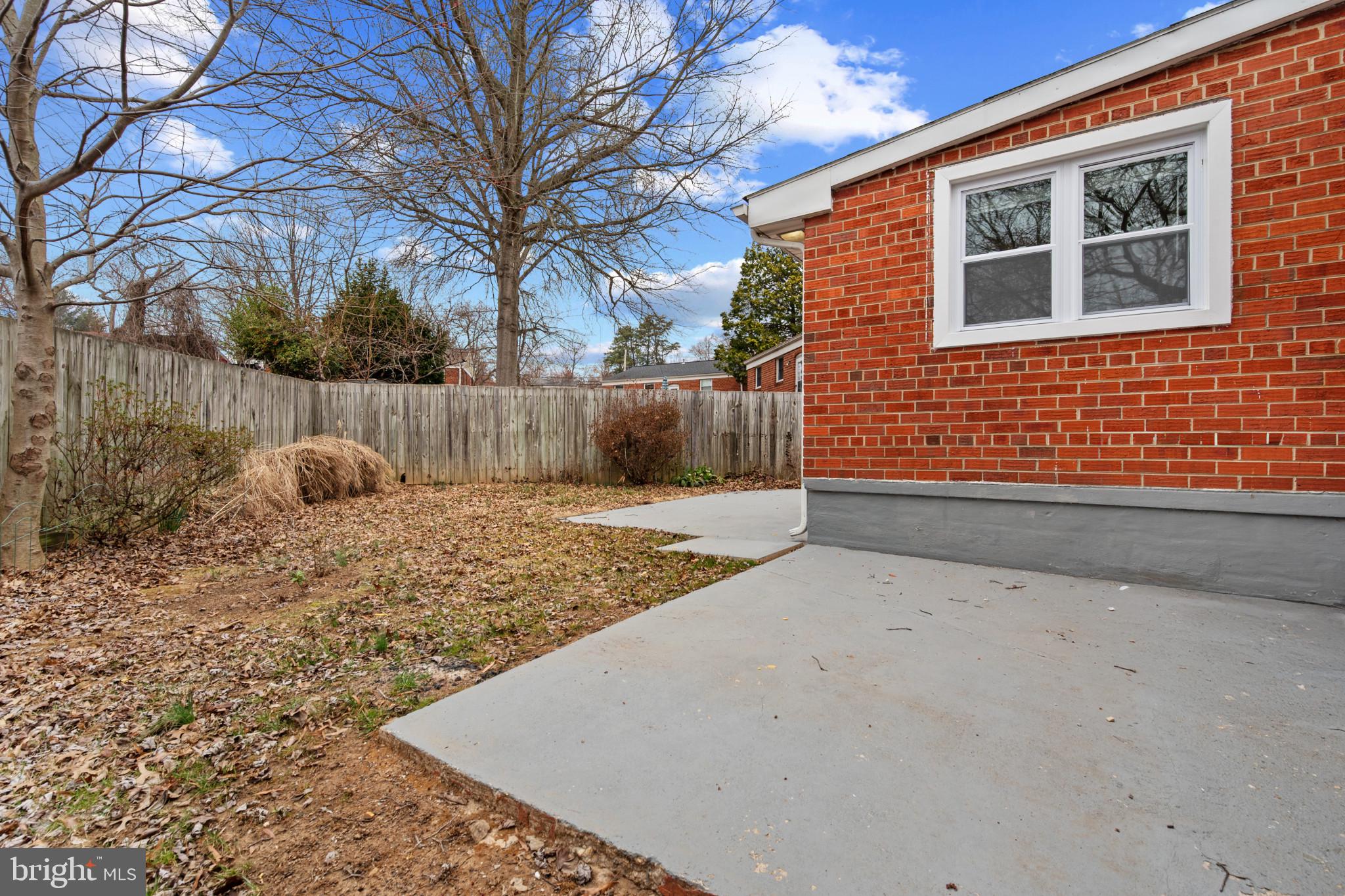 RANDOLPH HILLS - Residential Lease