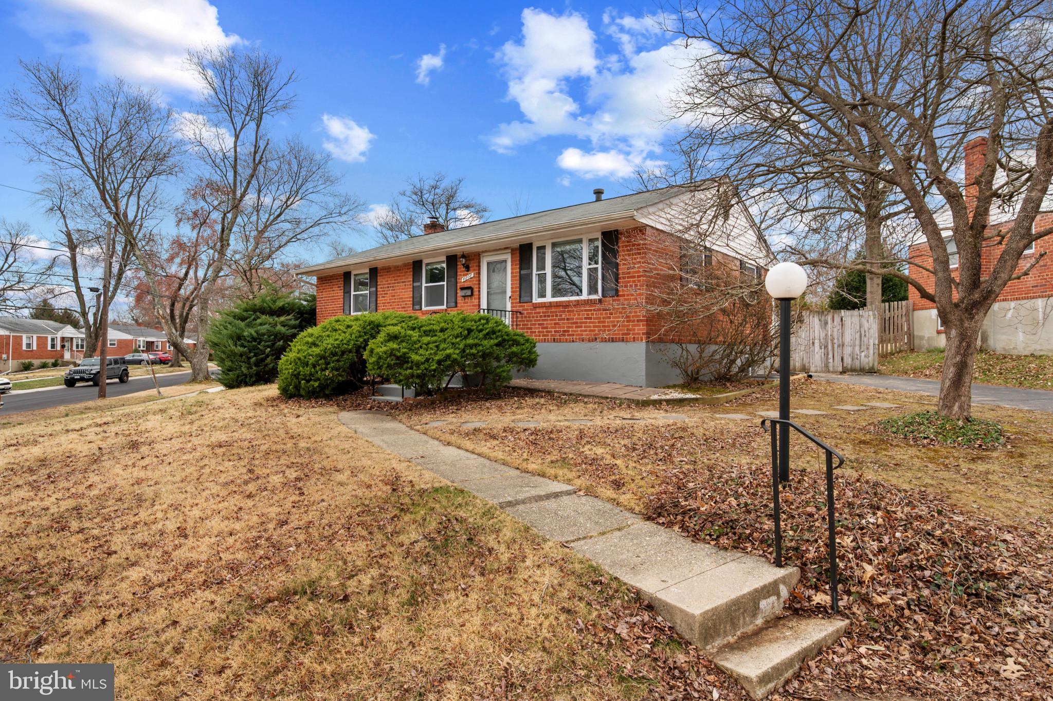 RANDOLPH HILLS - Residential Lease