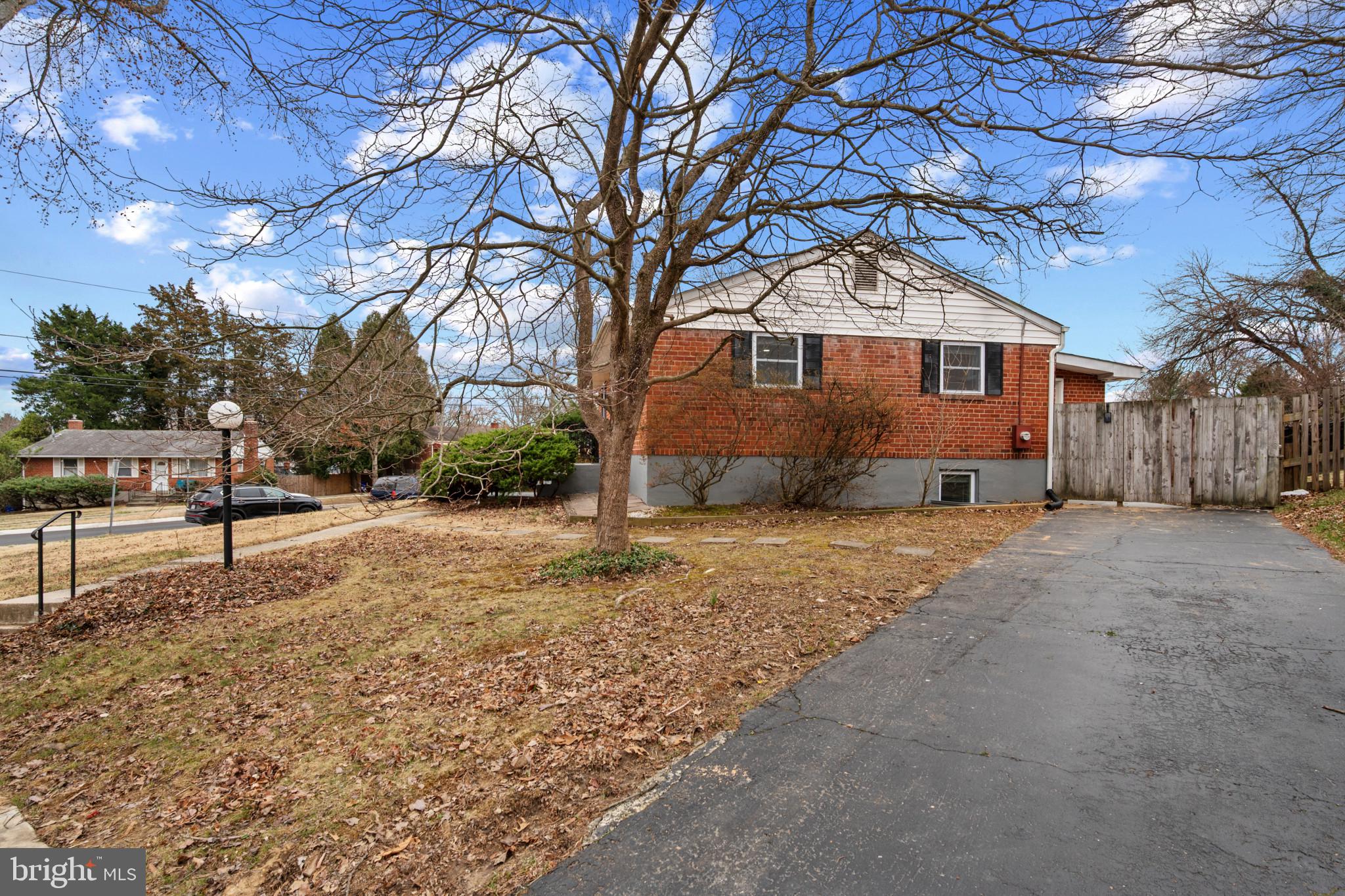 RANDOLPH HILLS - Residential Lease