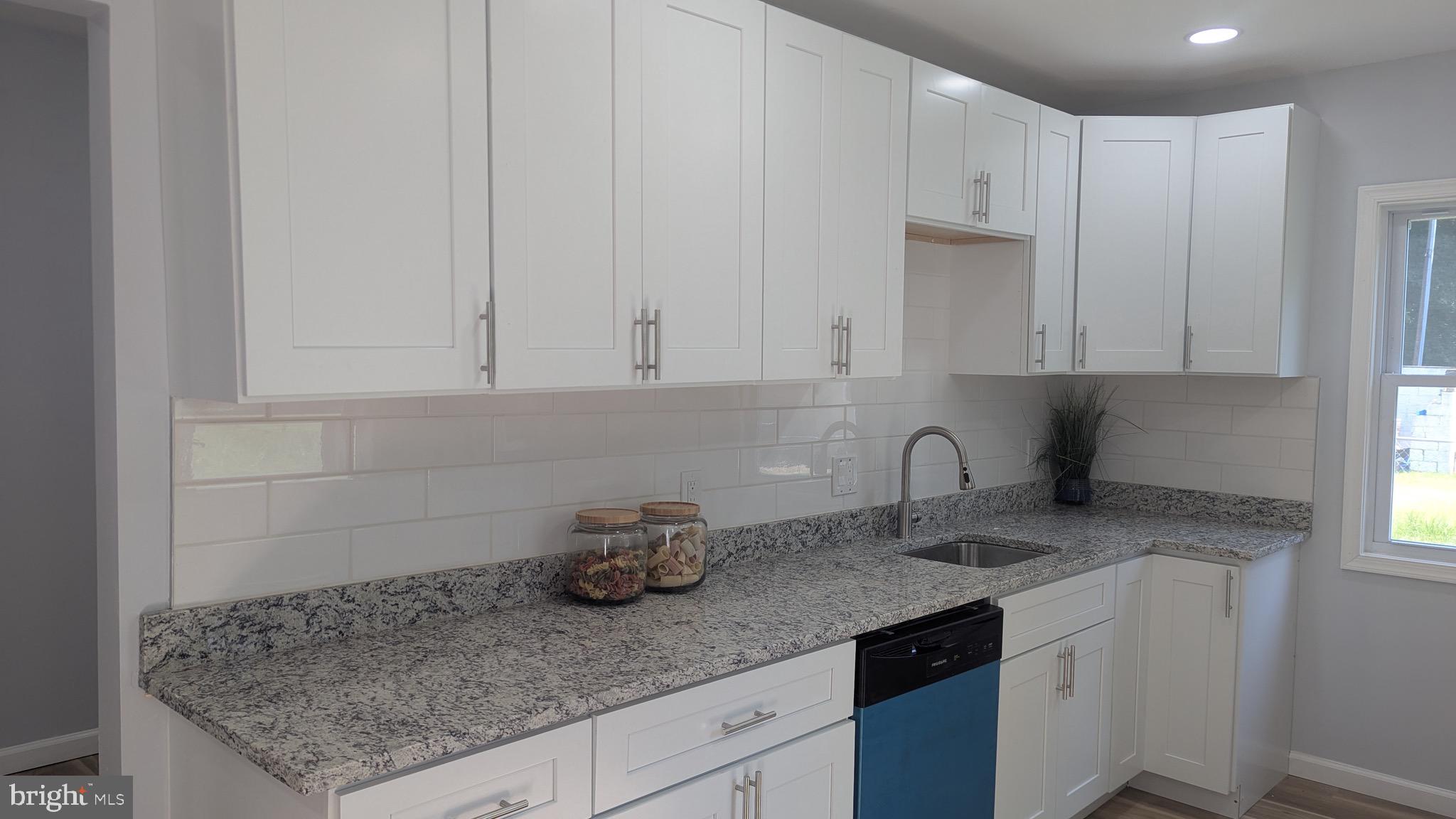 CEDARLAWN - Residential