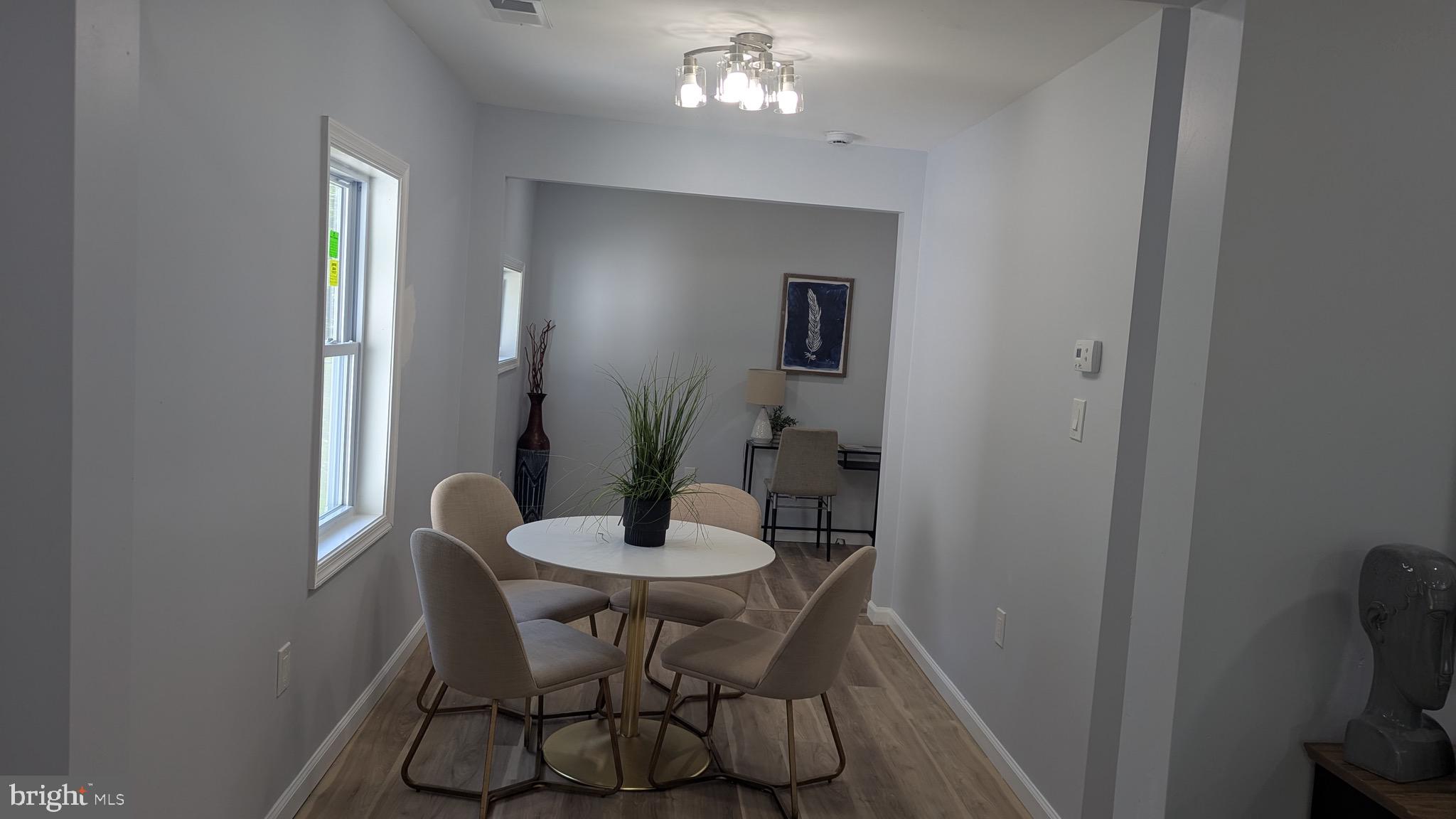 CEDARLAWN - Residential